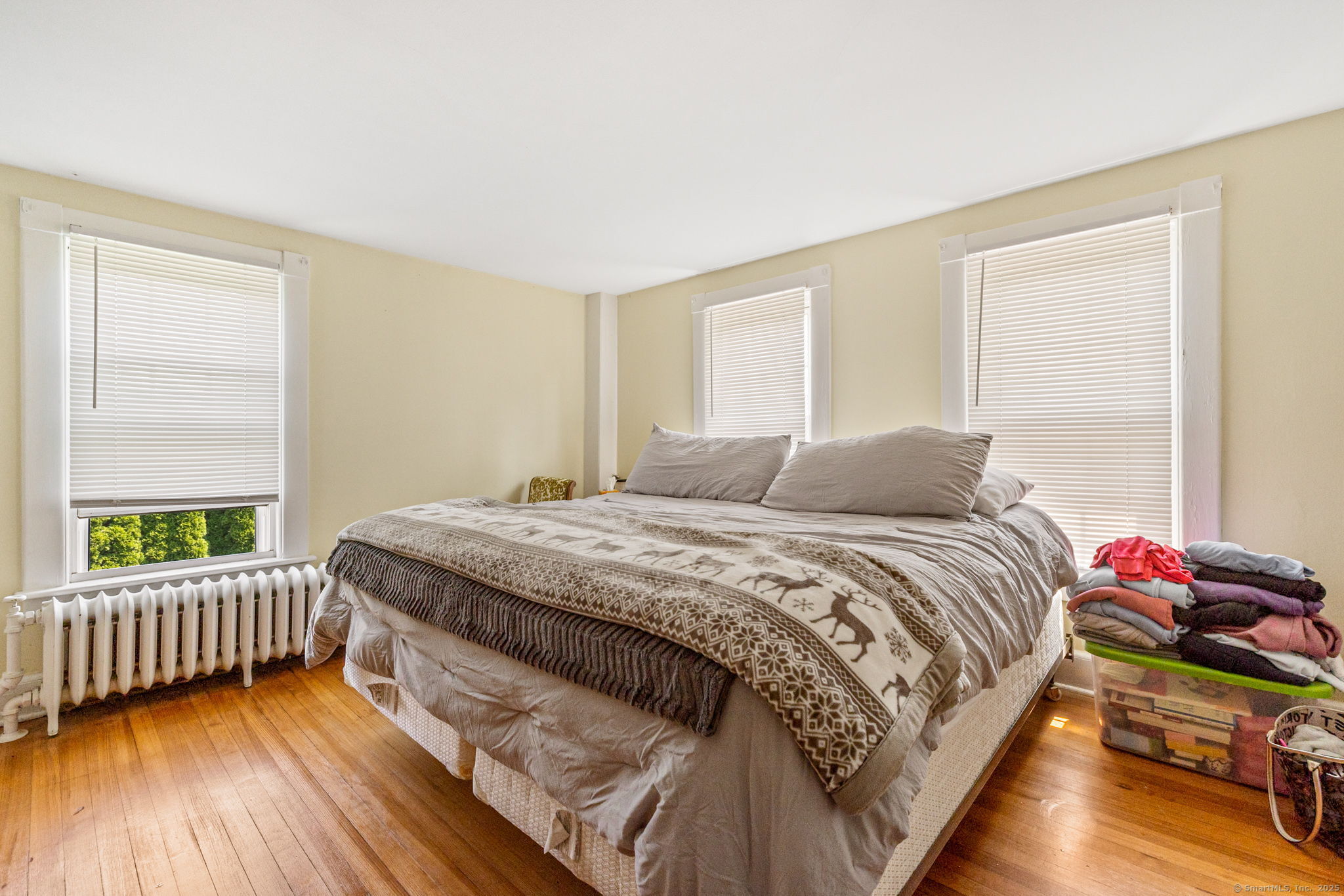 584 Main Street 2