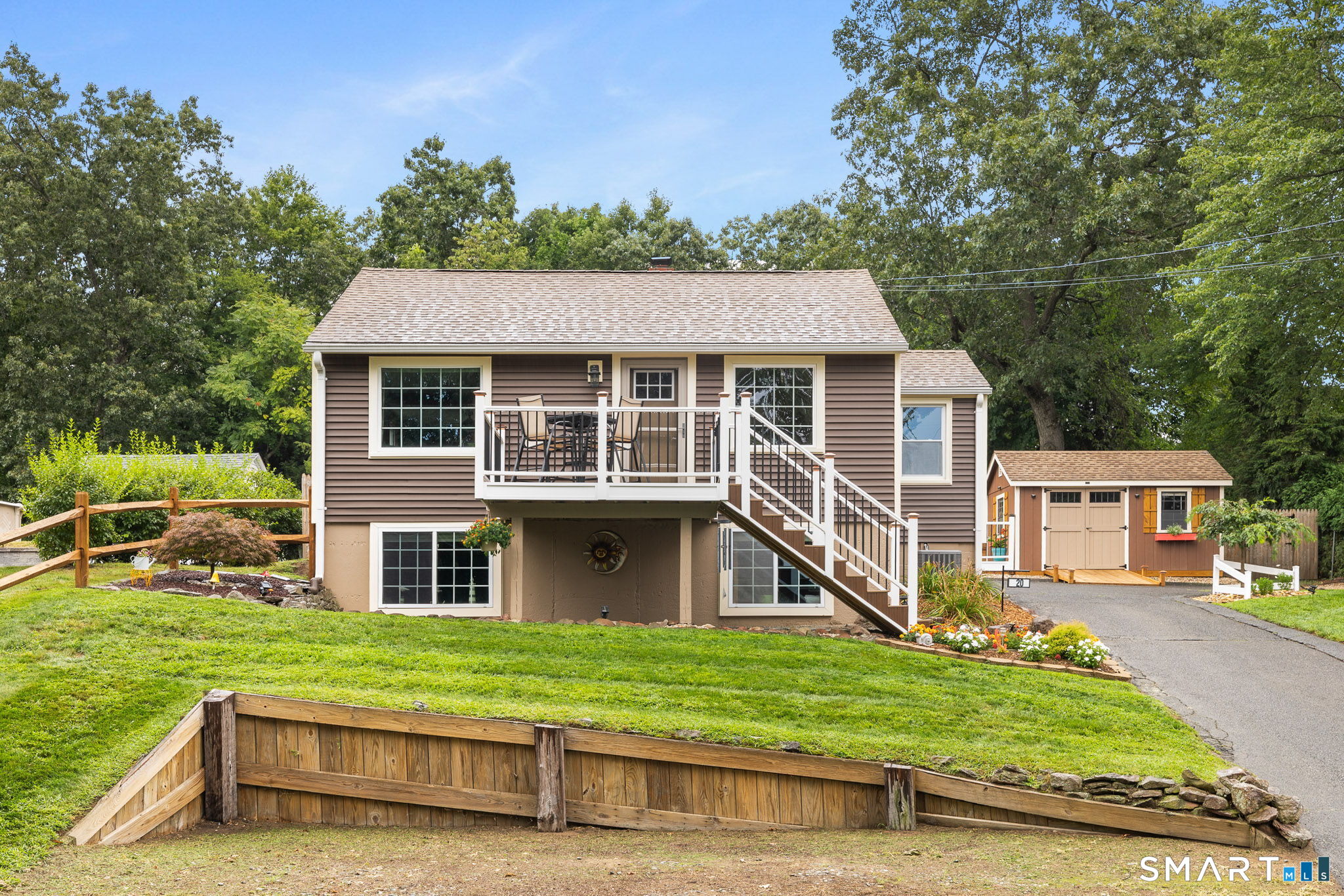 20 West View Drive