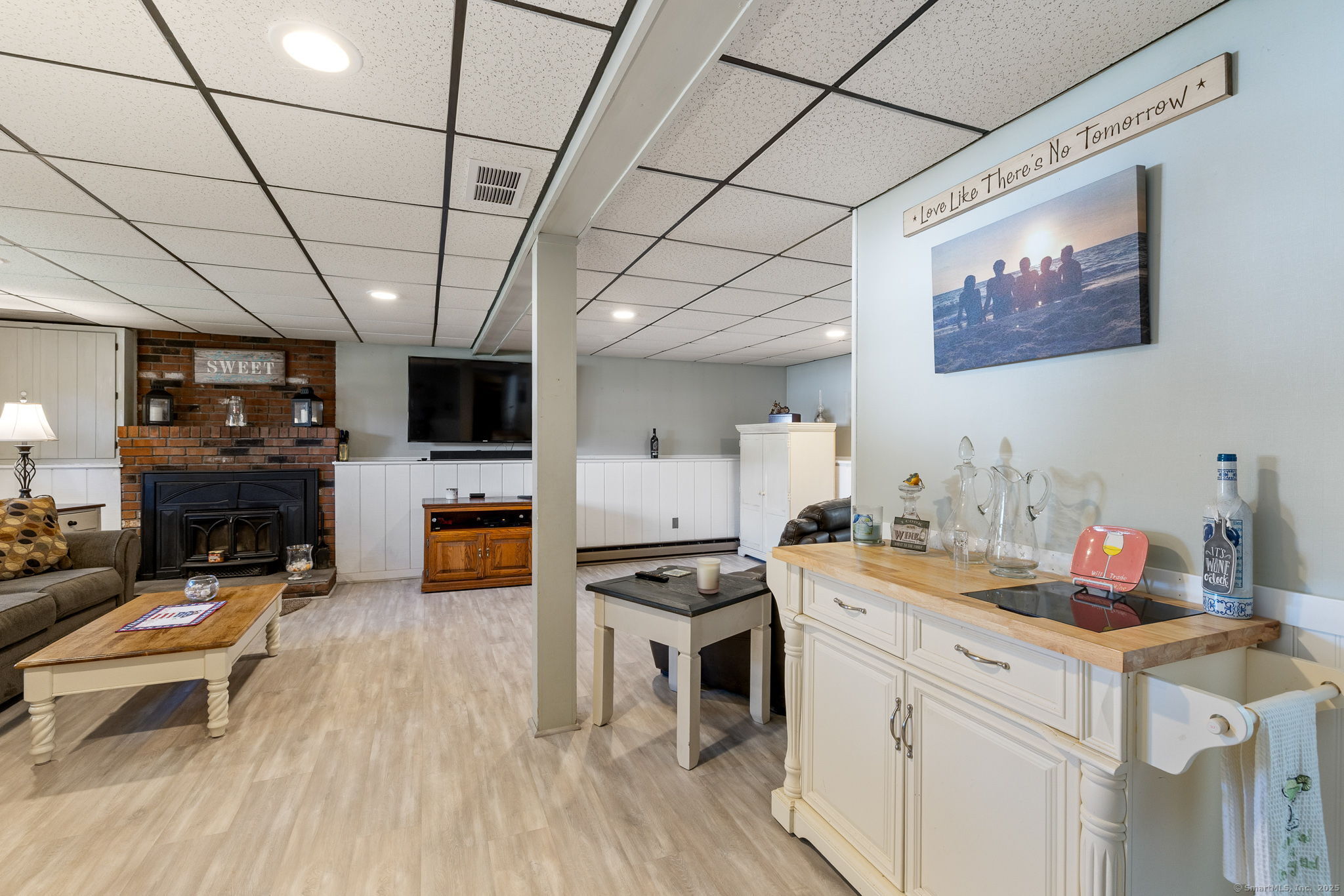 16 Cherry Hill Drive