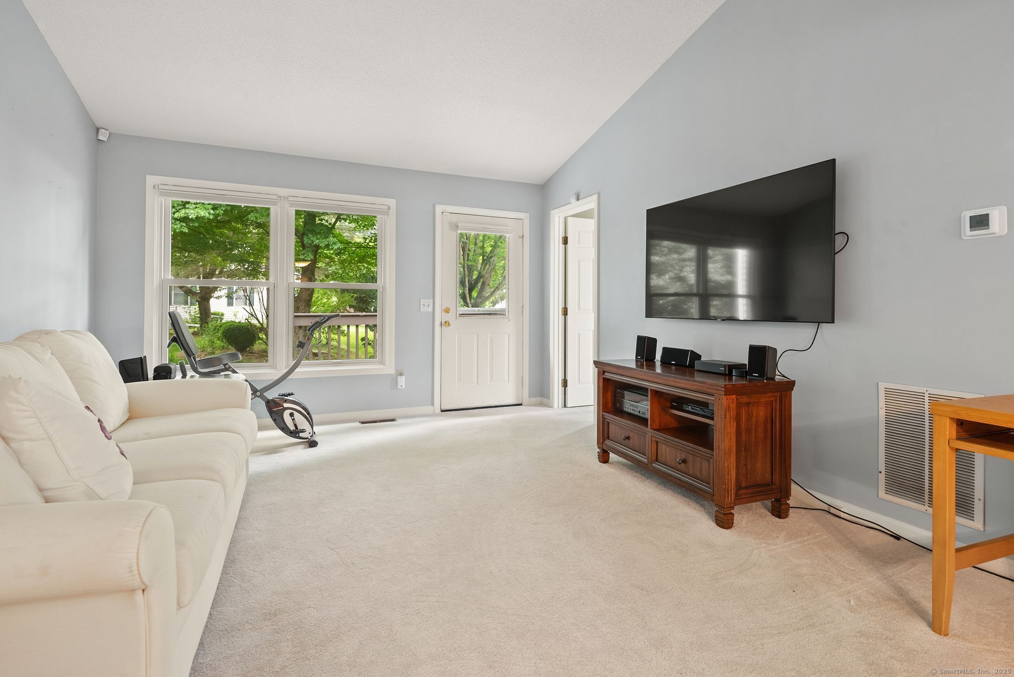 671 Ledgeview Court 671