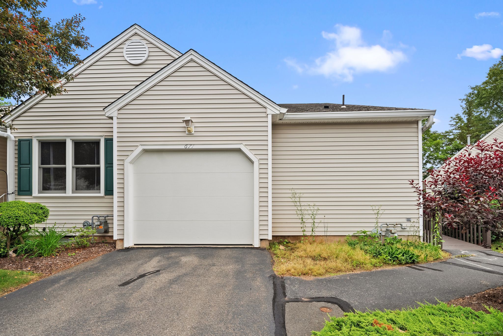 671 Ledgeview Court 671
