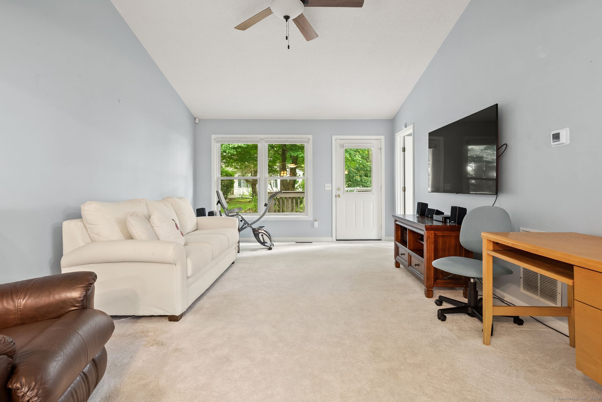 671 Ledgeview Court 671