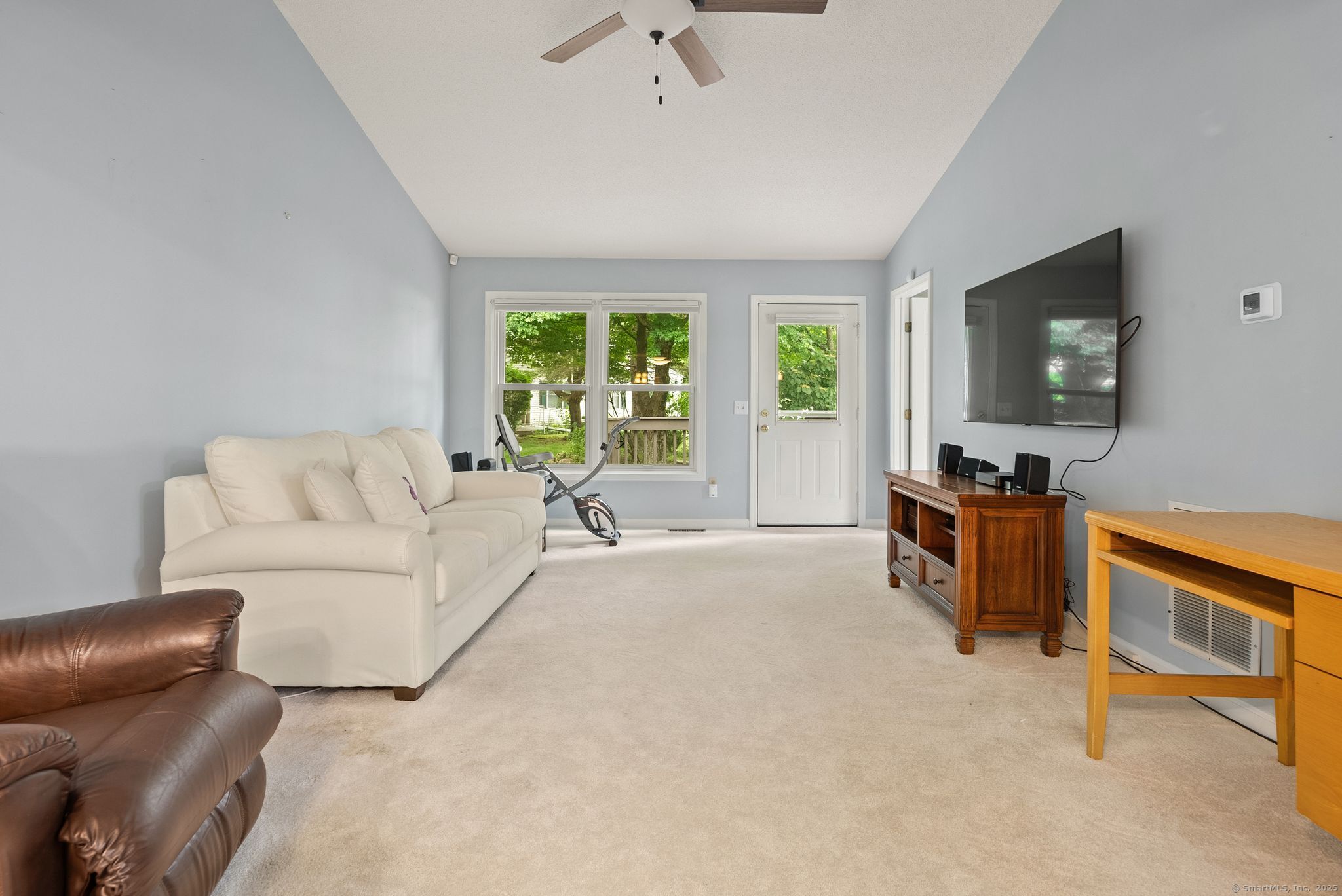 671 Ledgeview Court 671