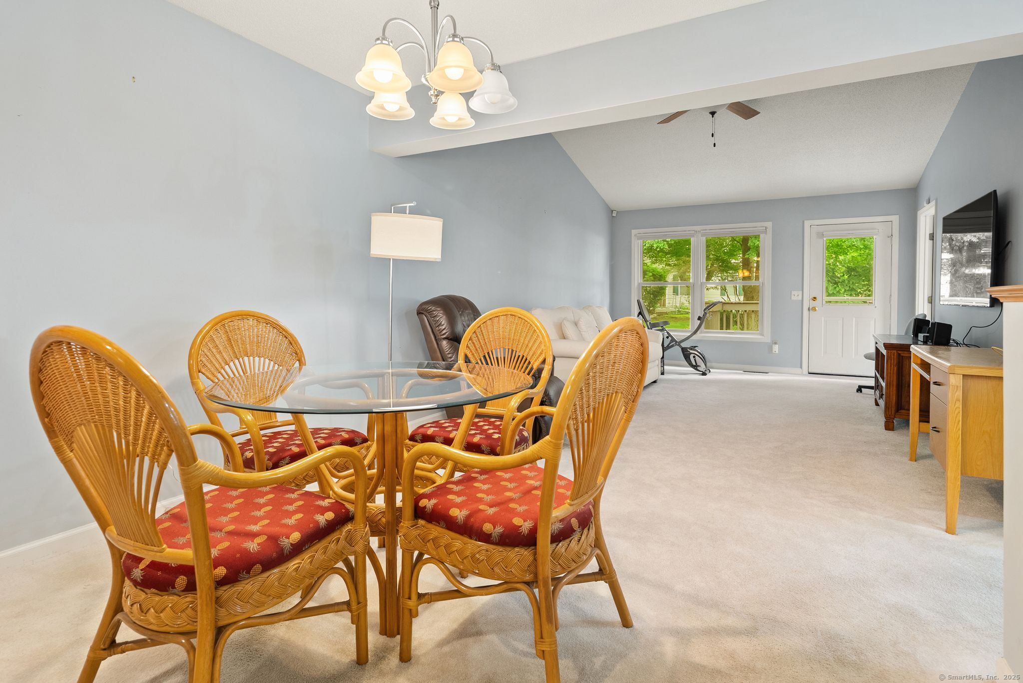 671 Ledgeview Court 671