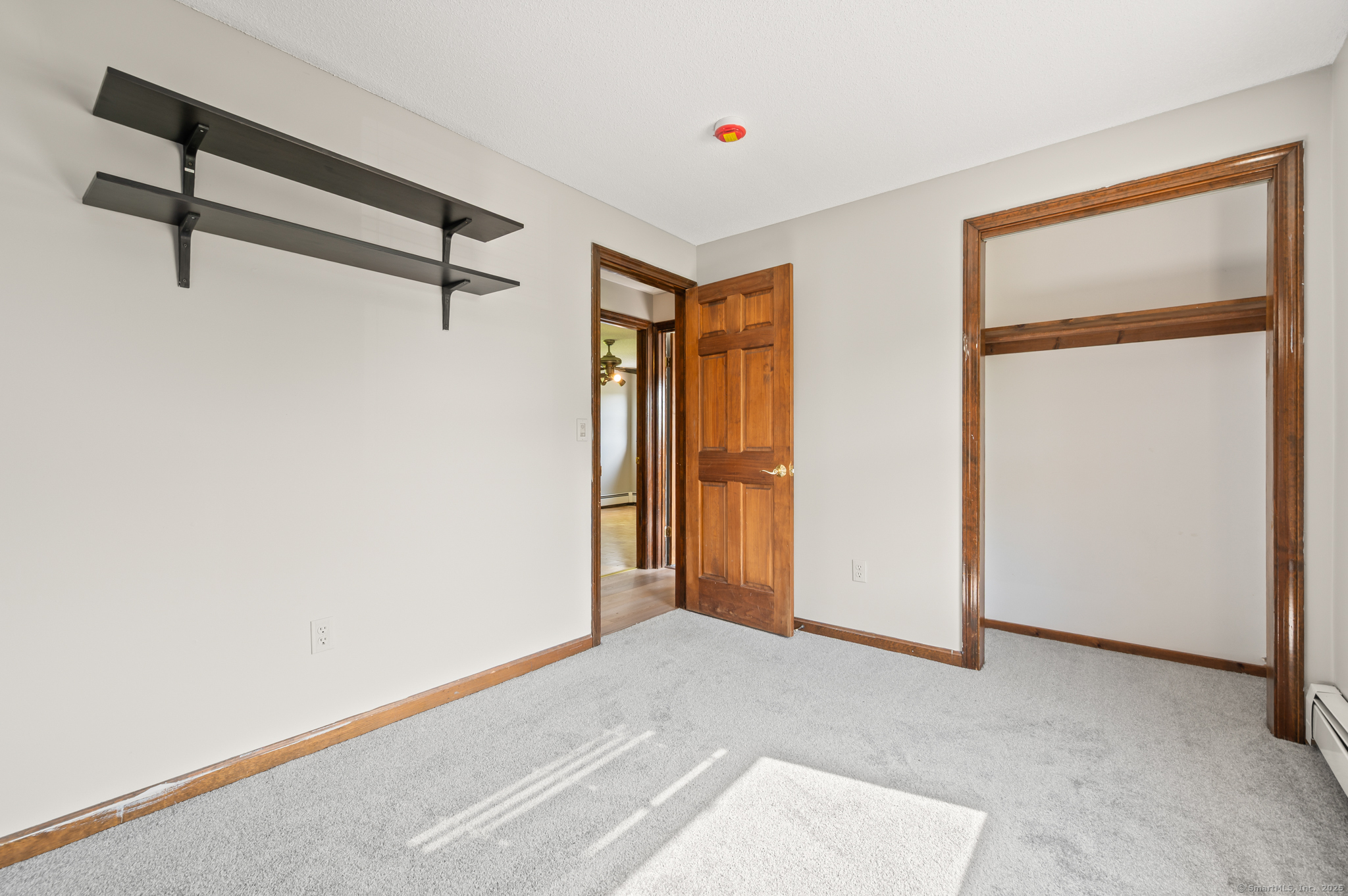 2 Hillyer Drive