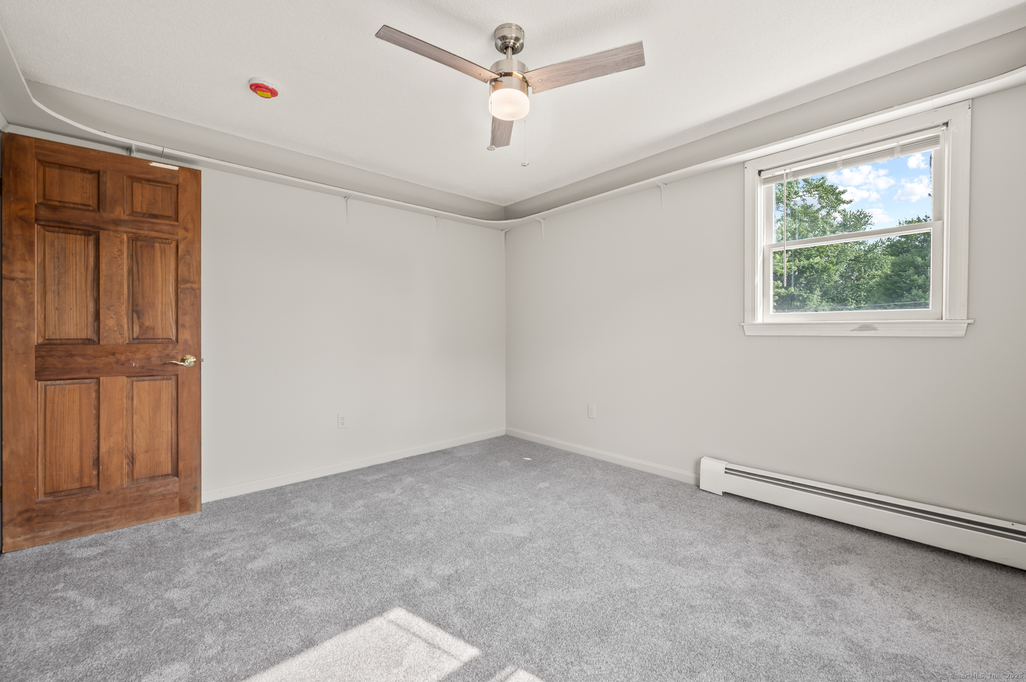 2 Hillyer Drive