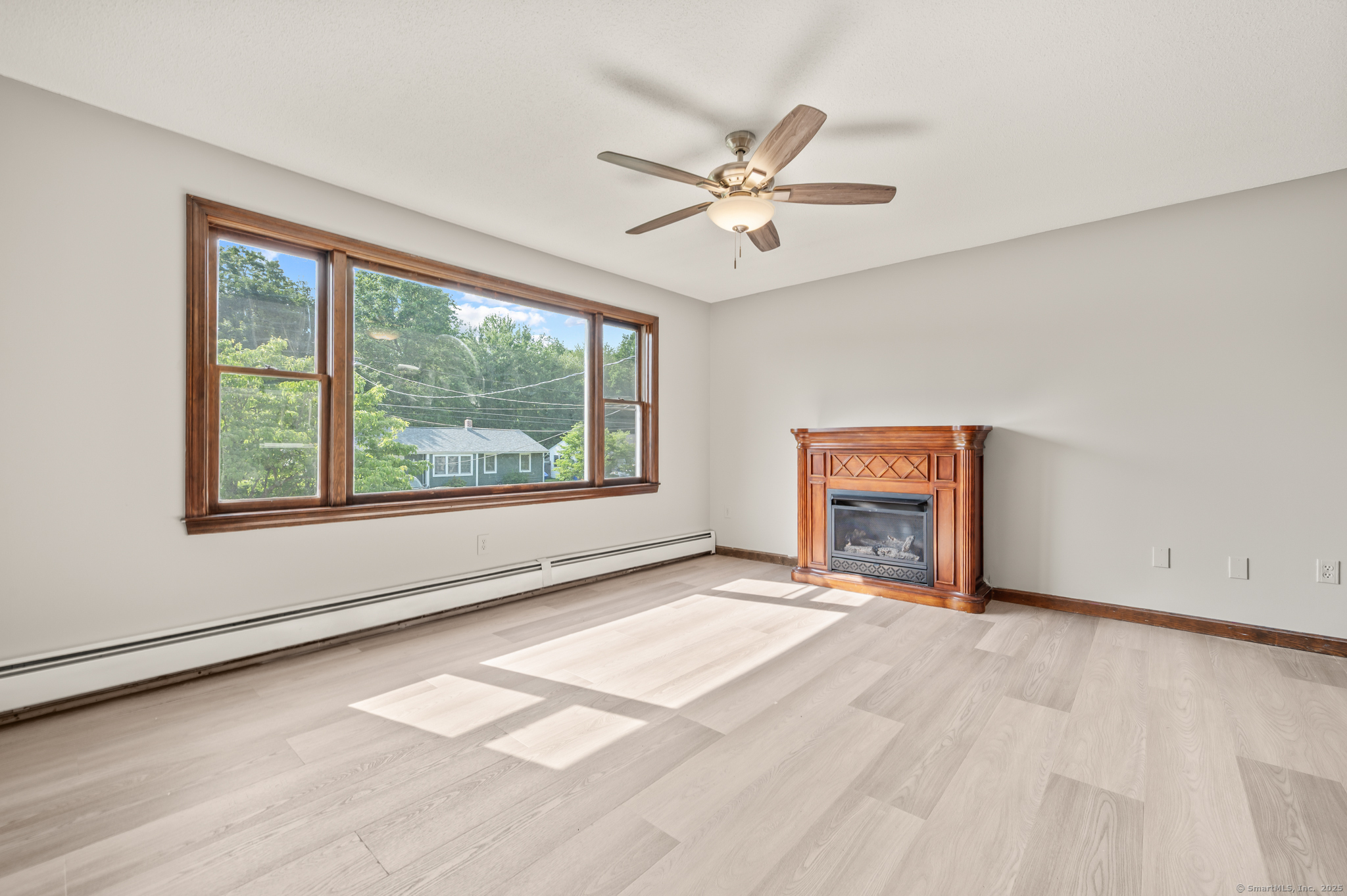 2 Hillyer Drive