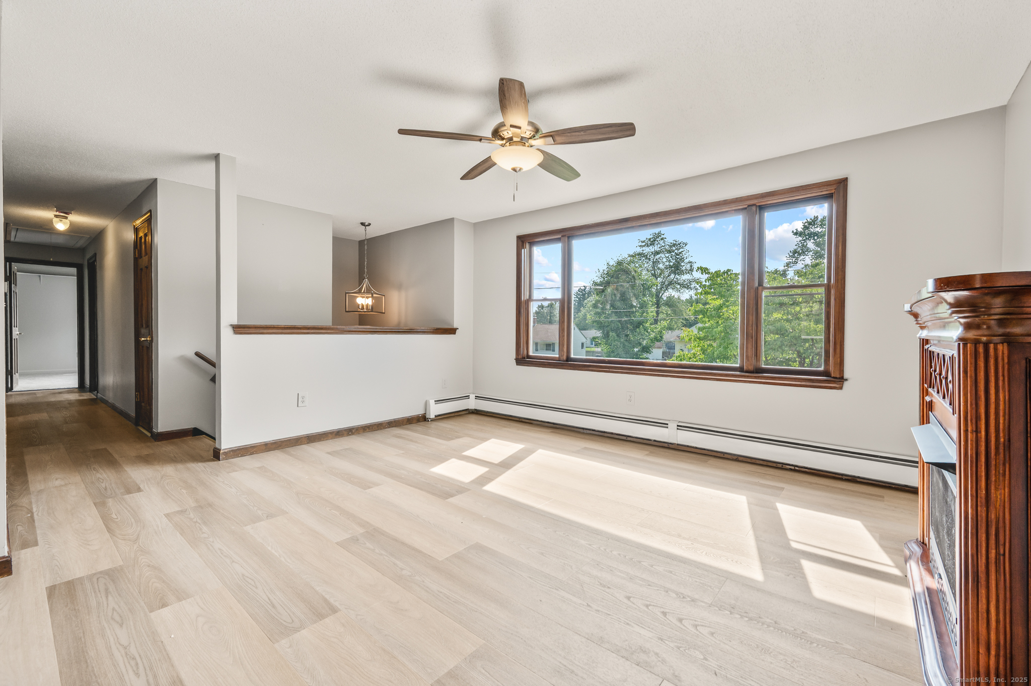 2 Hillyer Drive
