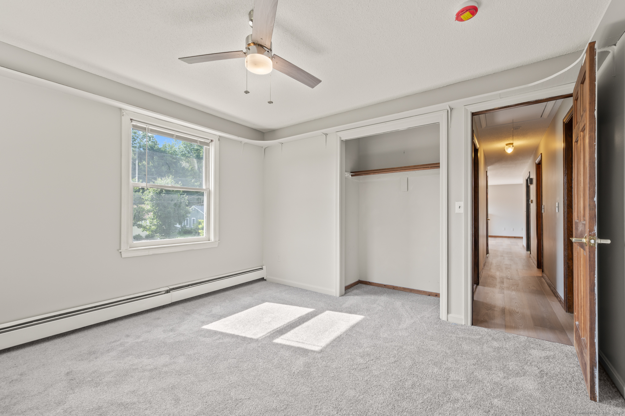 2 Hillyer Drive