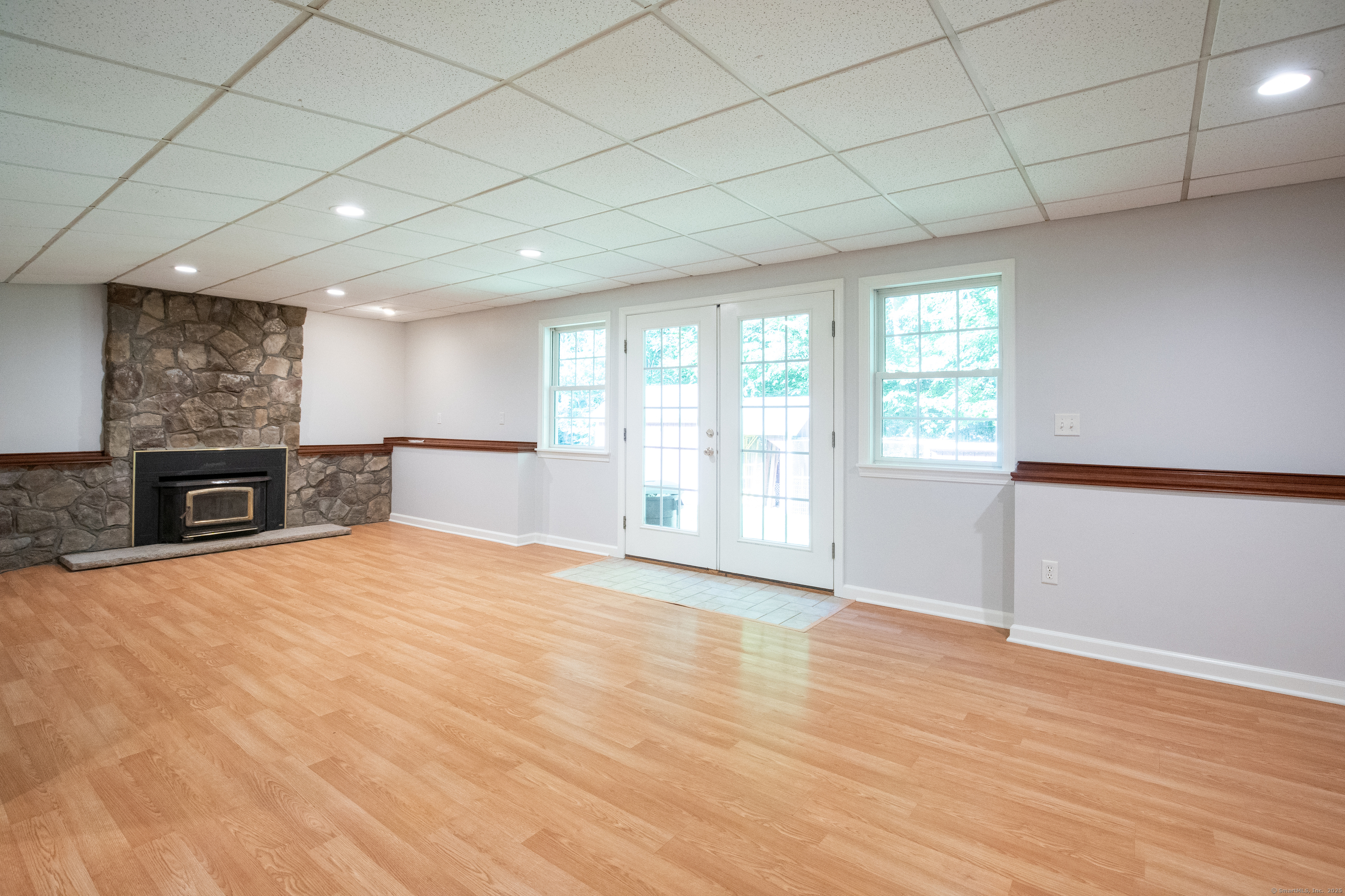 48 Mountain Road
