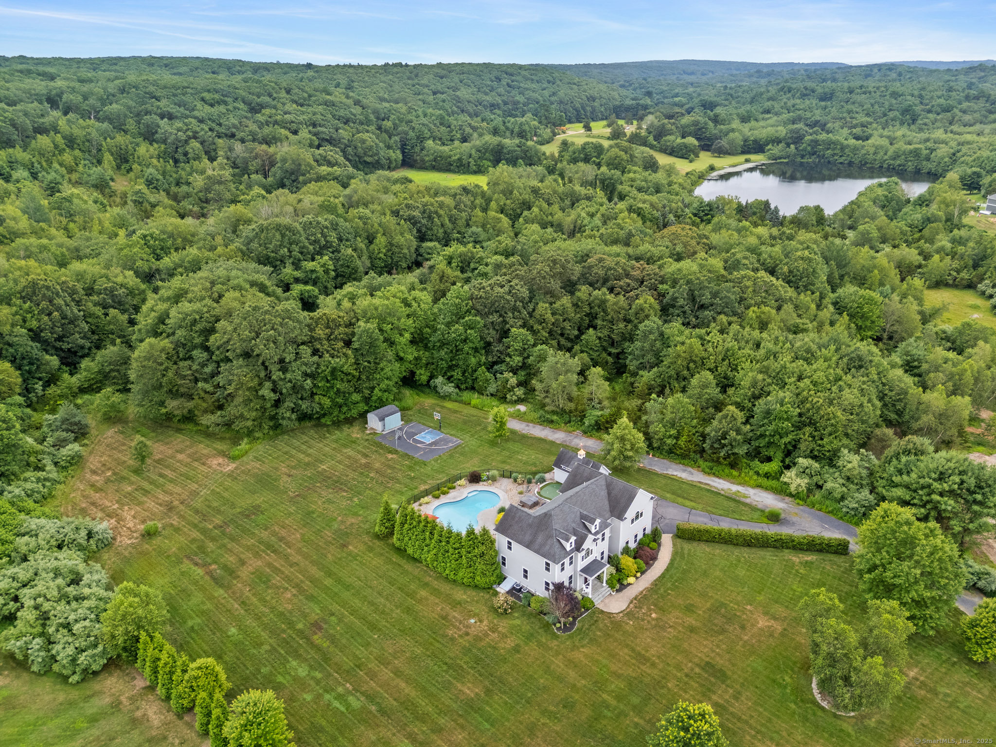 17 Rocco Drive