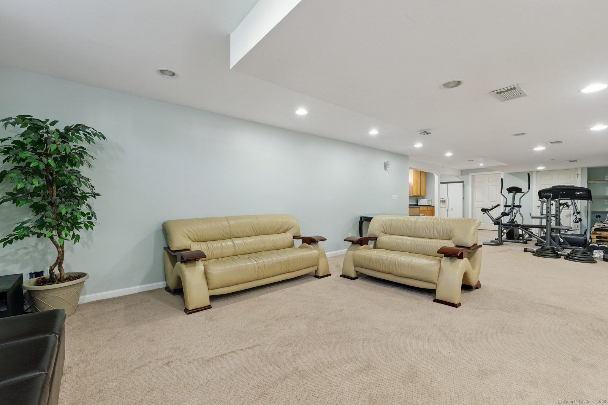 43 Highland Avenue