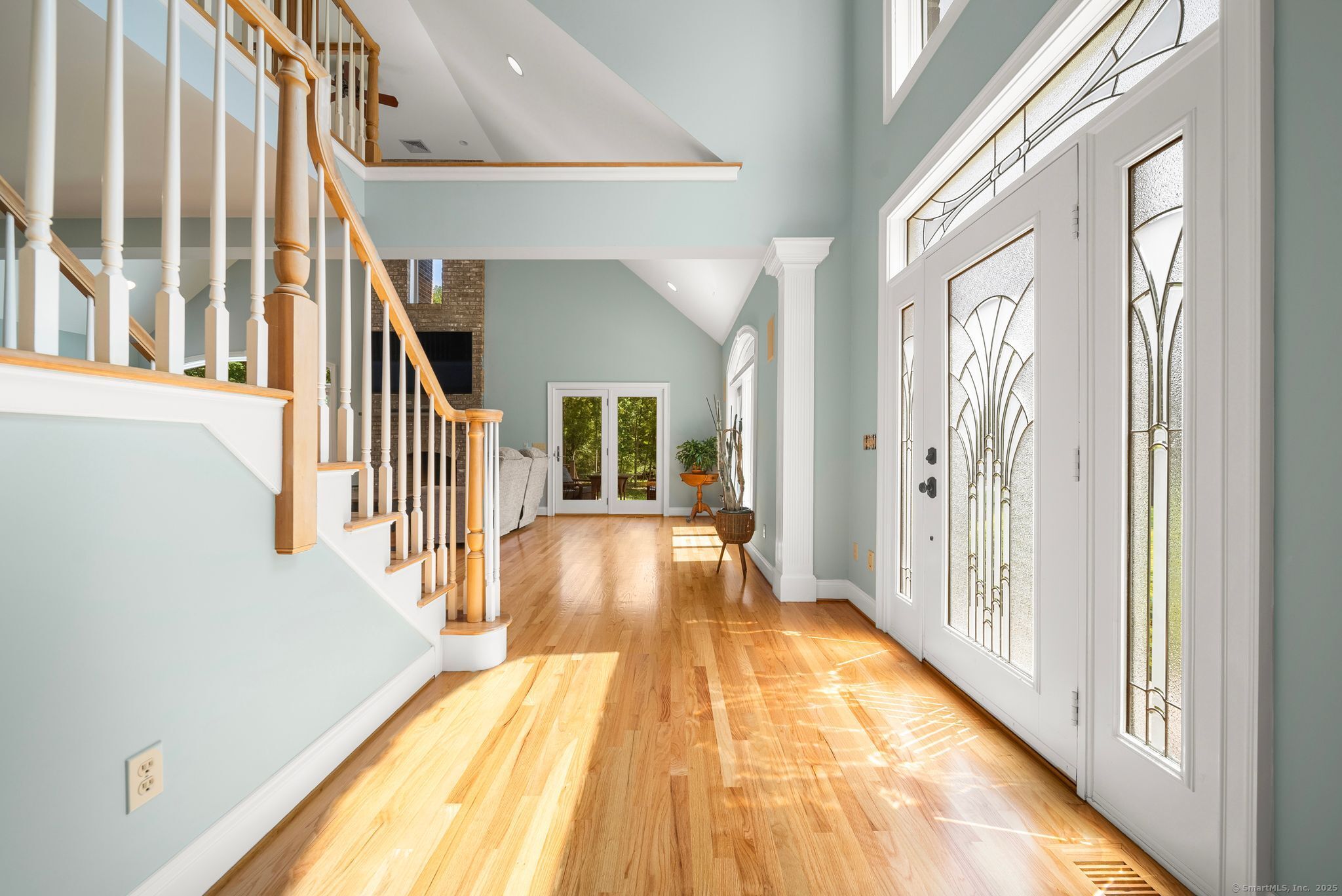 37 Pondview Drive