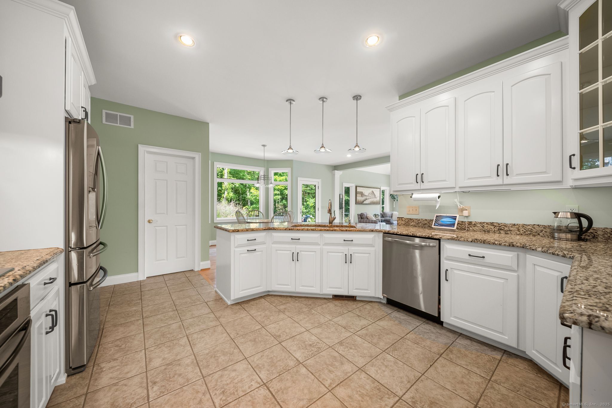 37 Pondview Drive