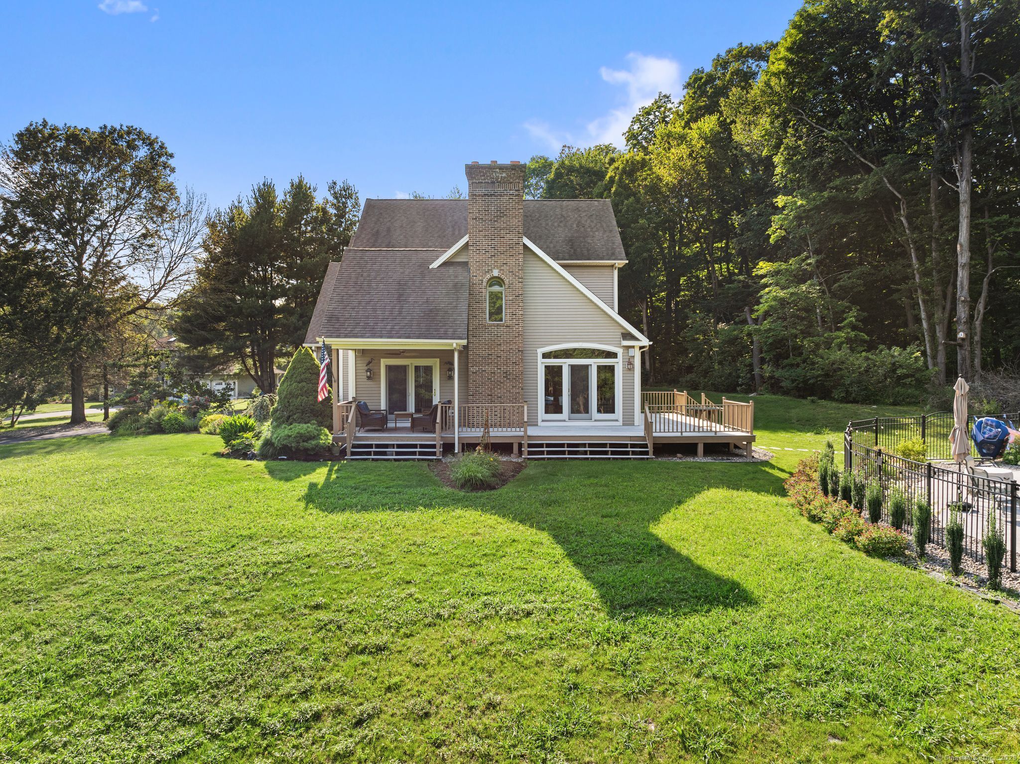 37 Pondview Drive