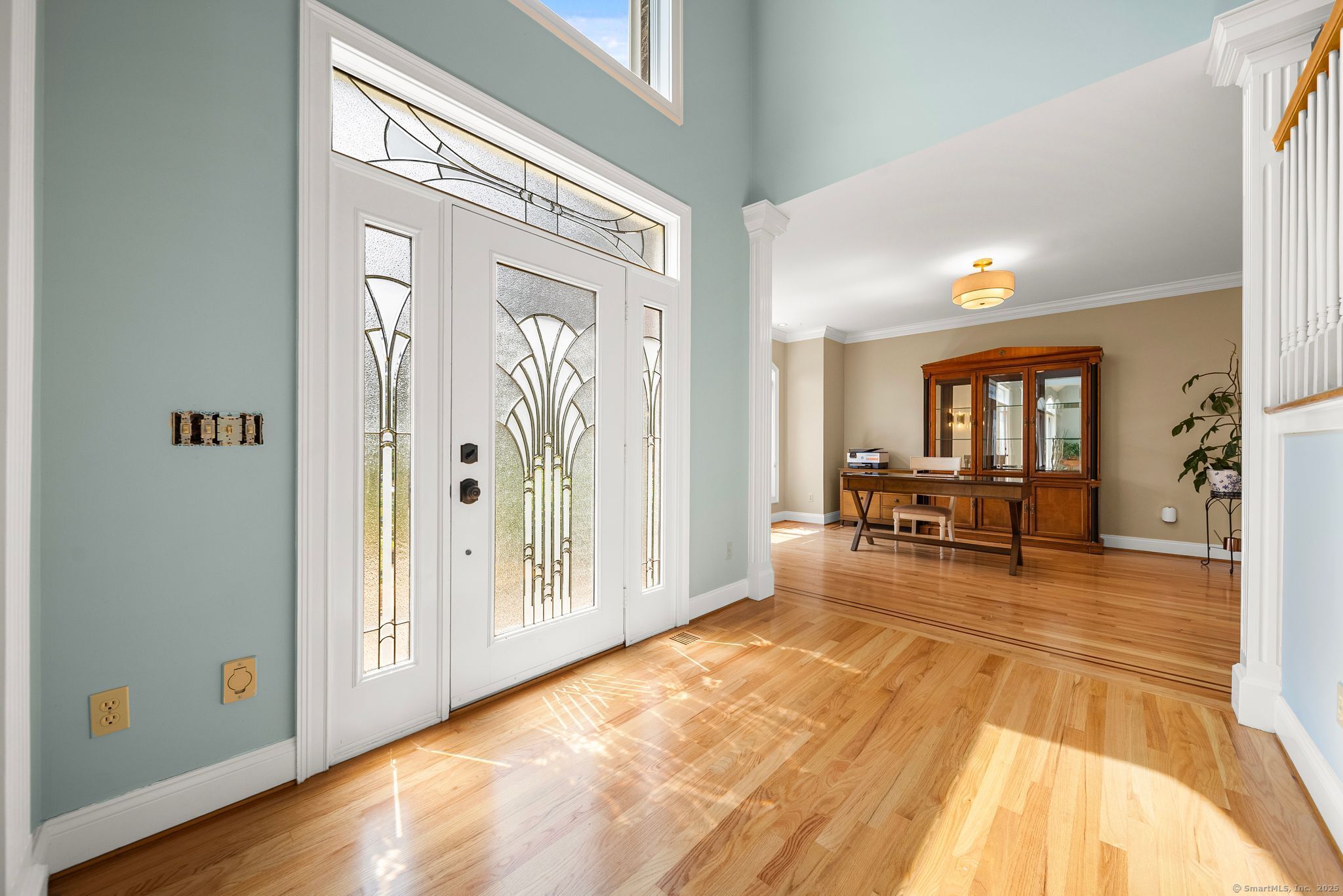 37 Pondview Drive