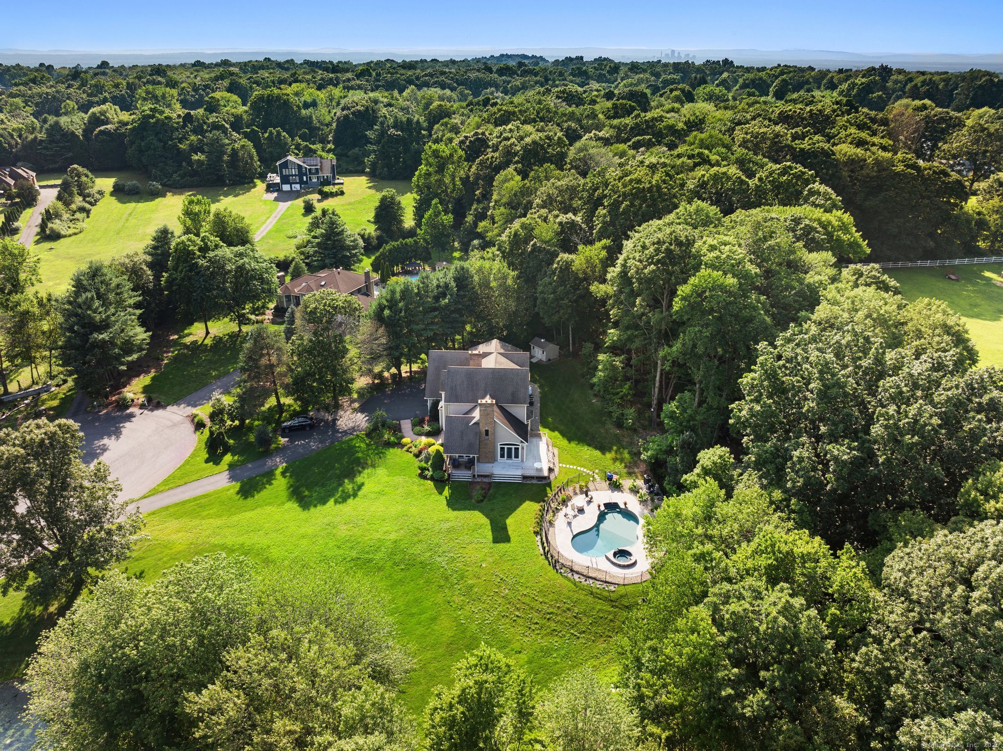 37 Pondview Drive