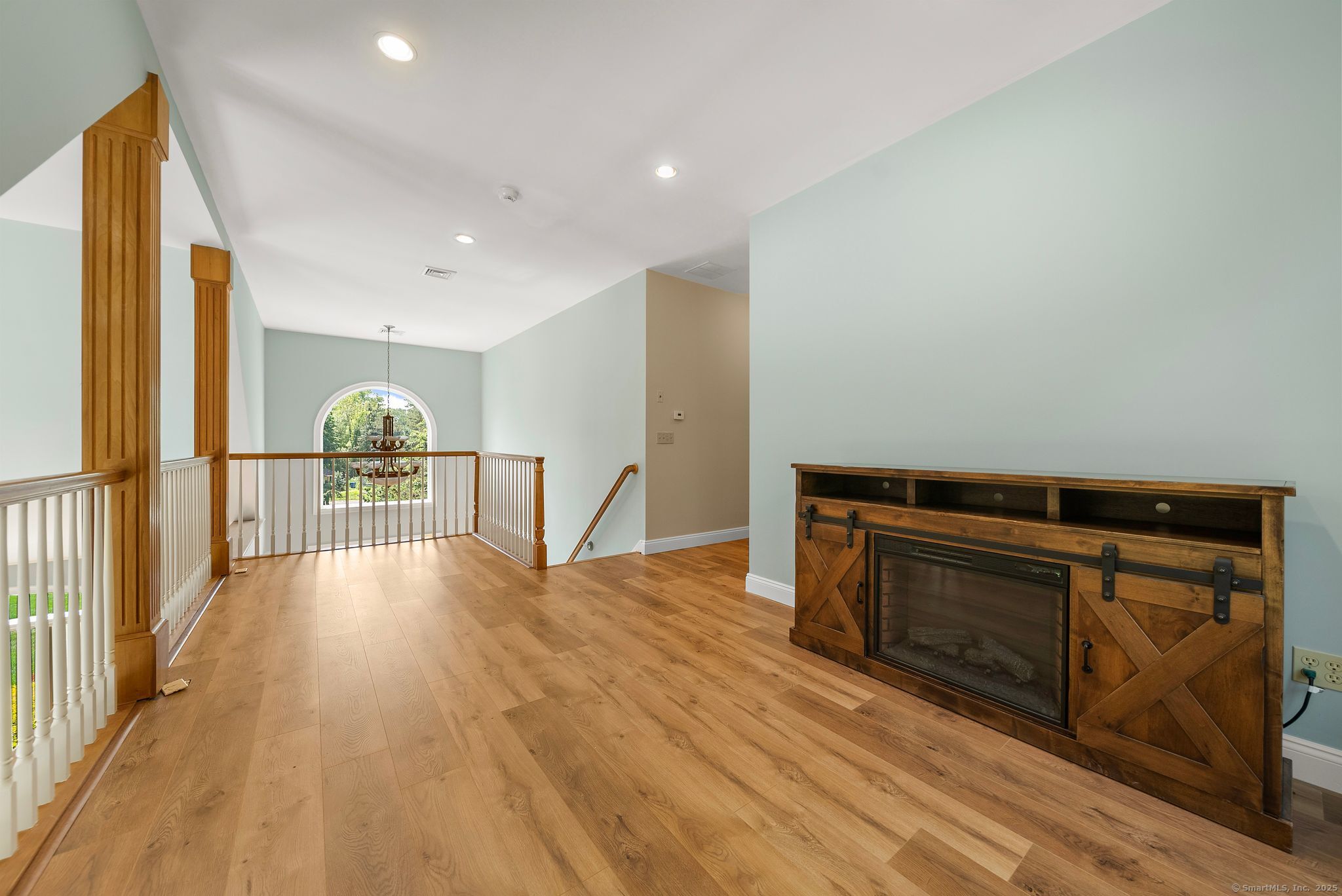 37 Pondview Drive