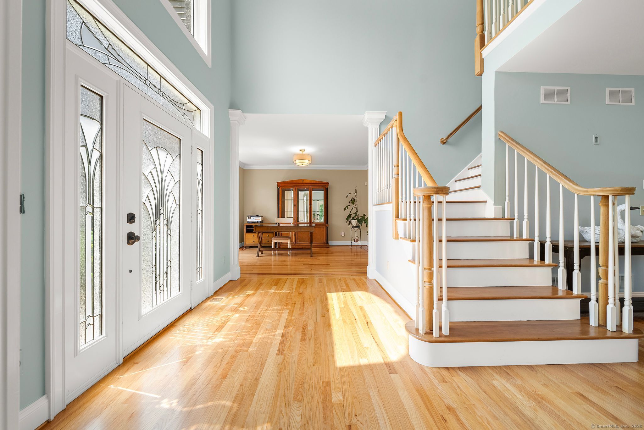 37 Pondview Drive
