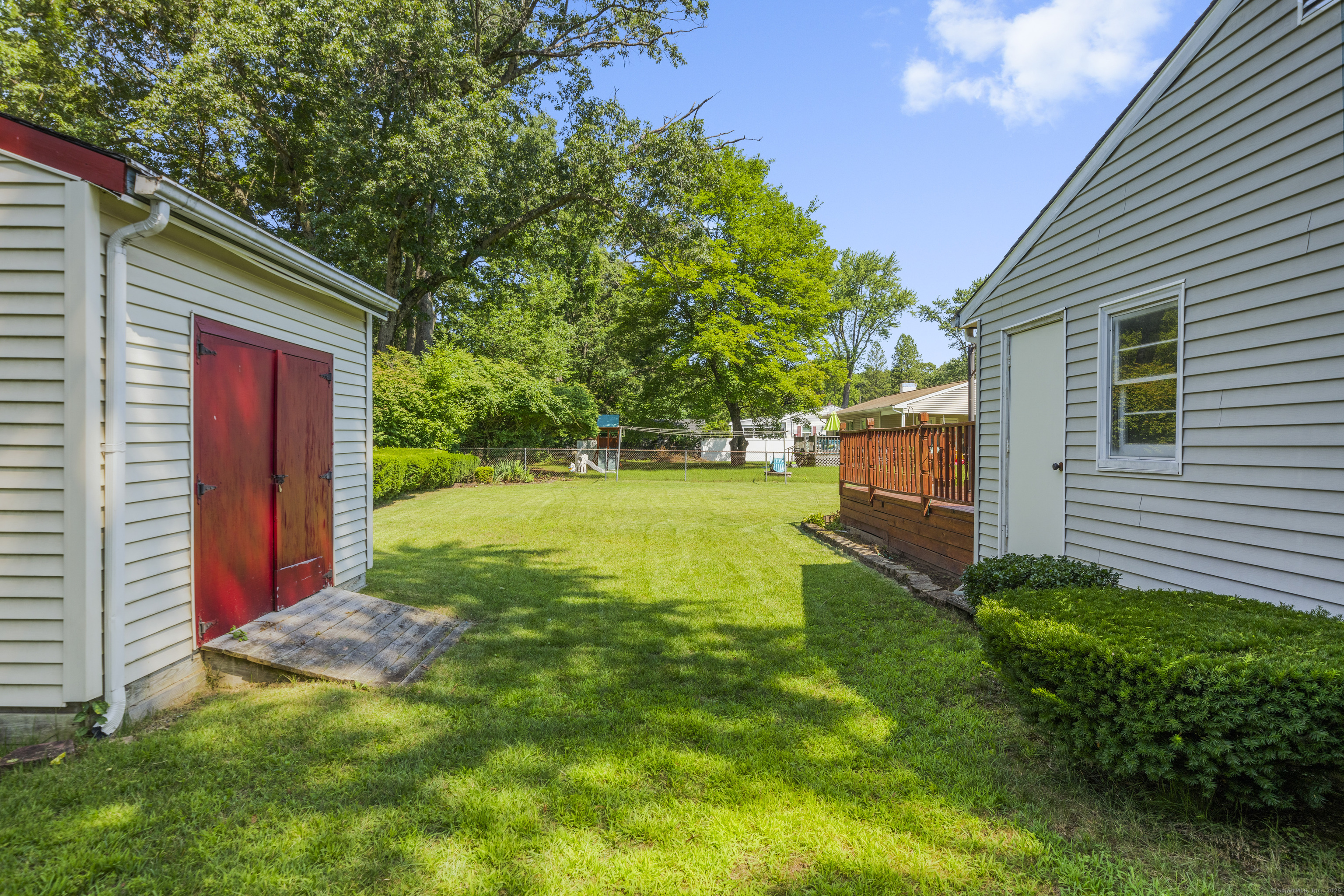 18 Glen Oak Drive
