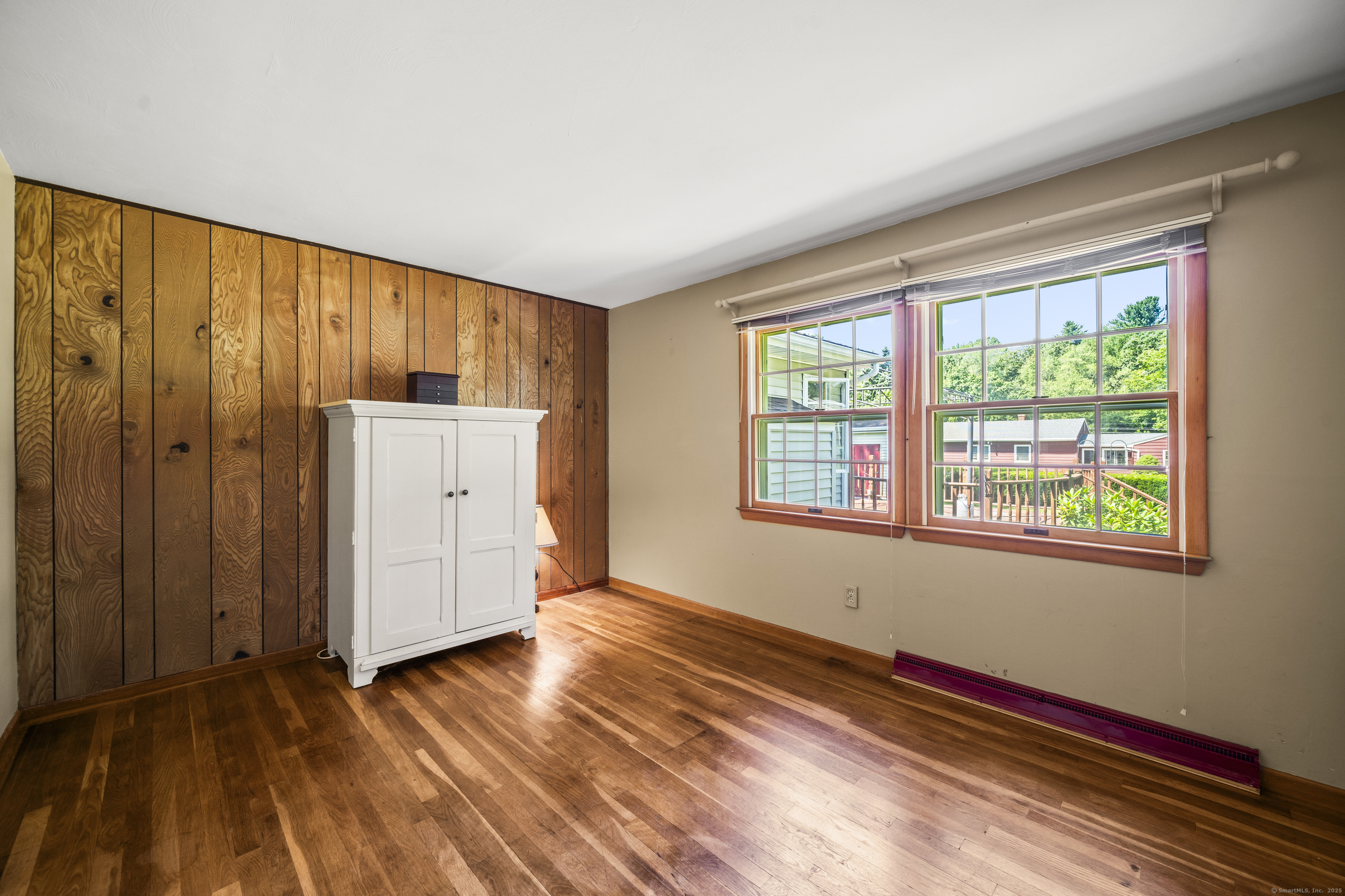 18 Glen Oak Drive