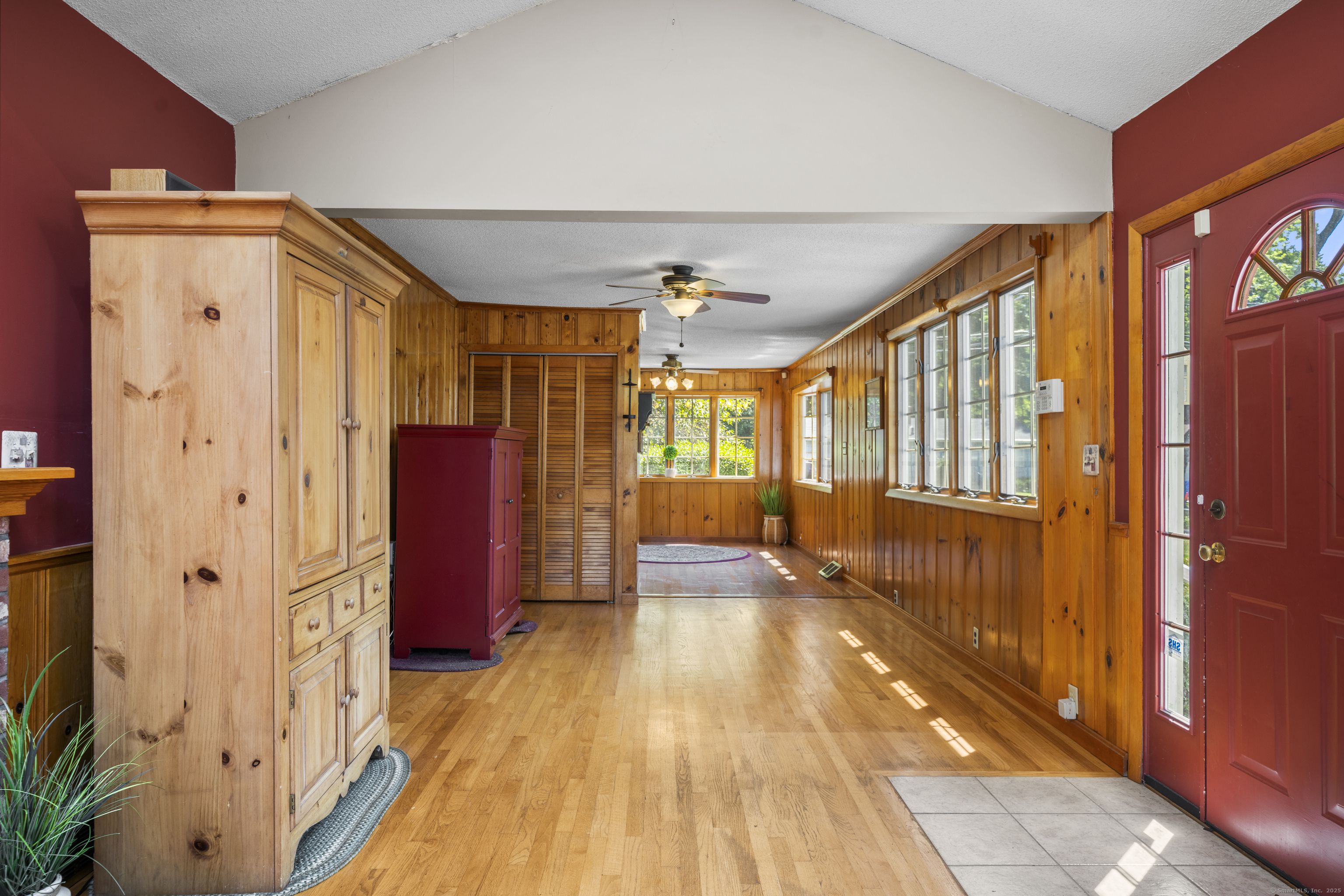 18 Glen Oak Drive