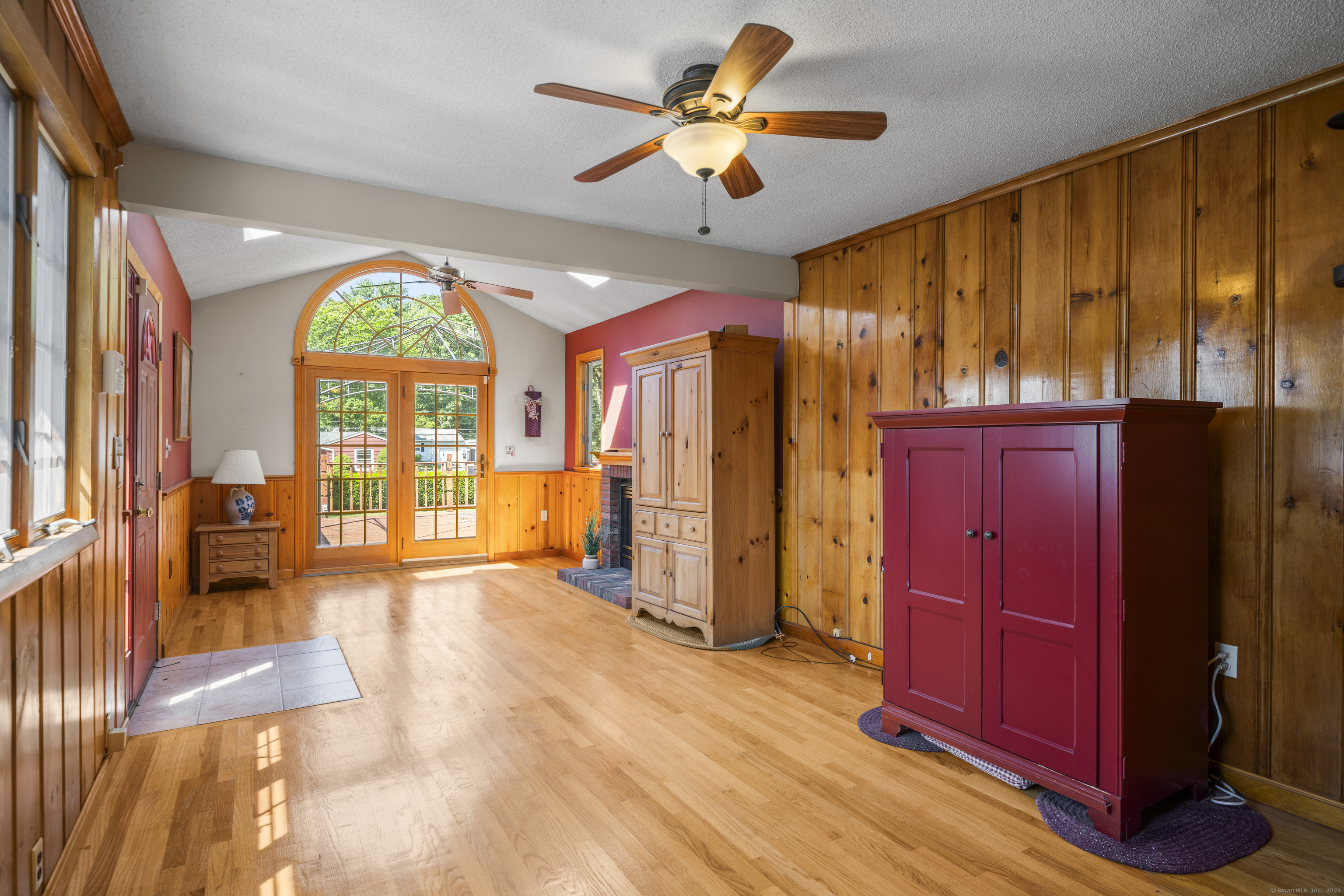 18 Glen Oak Drive