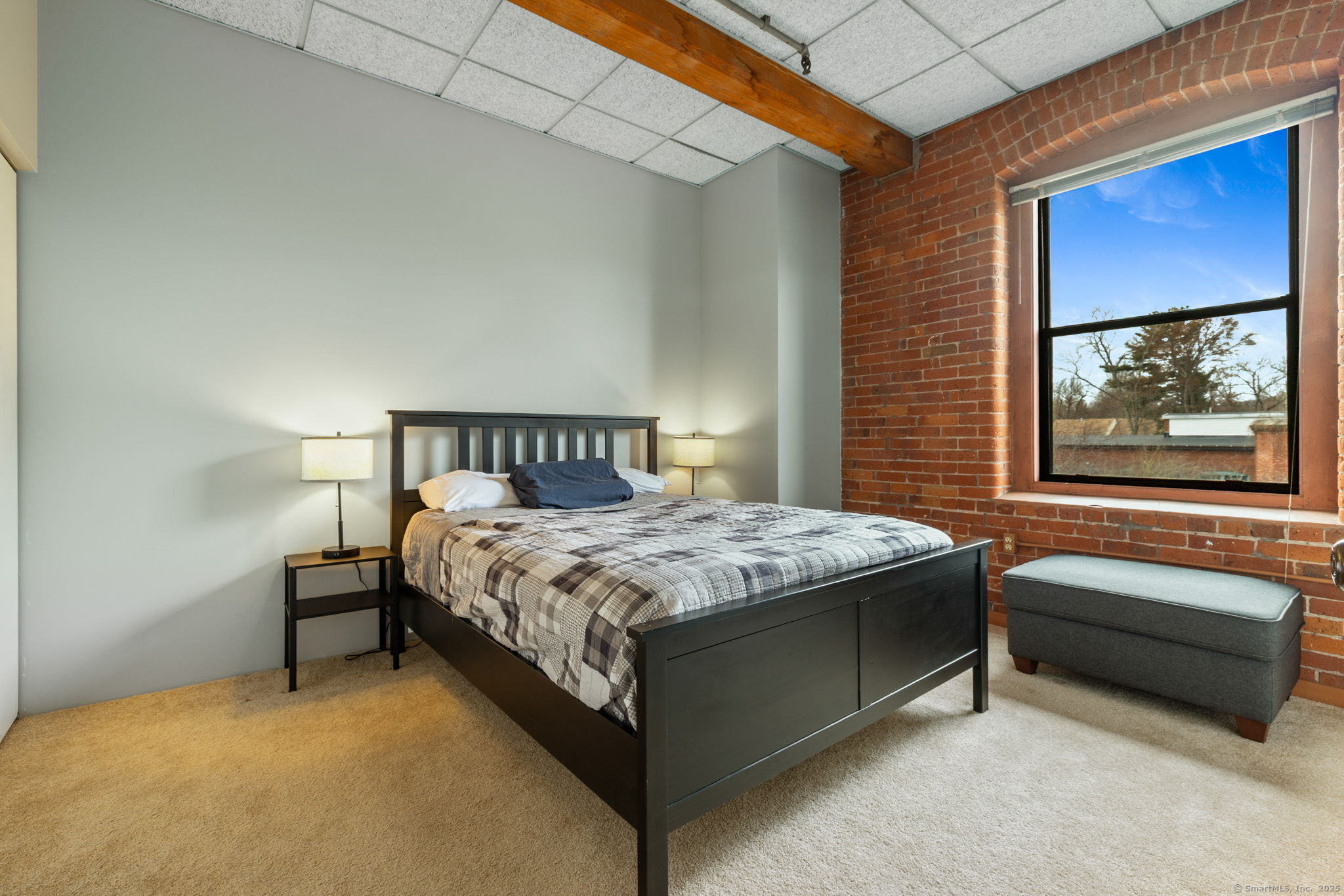 222 Williams Street East APT 322