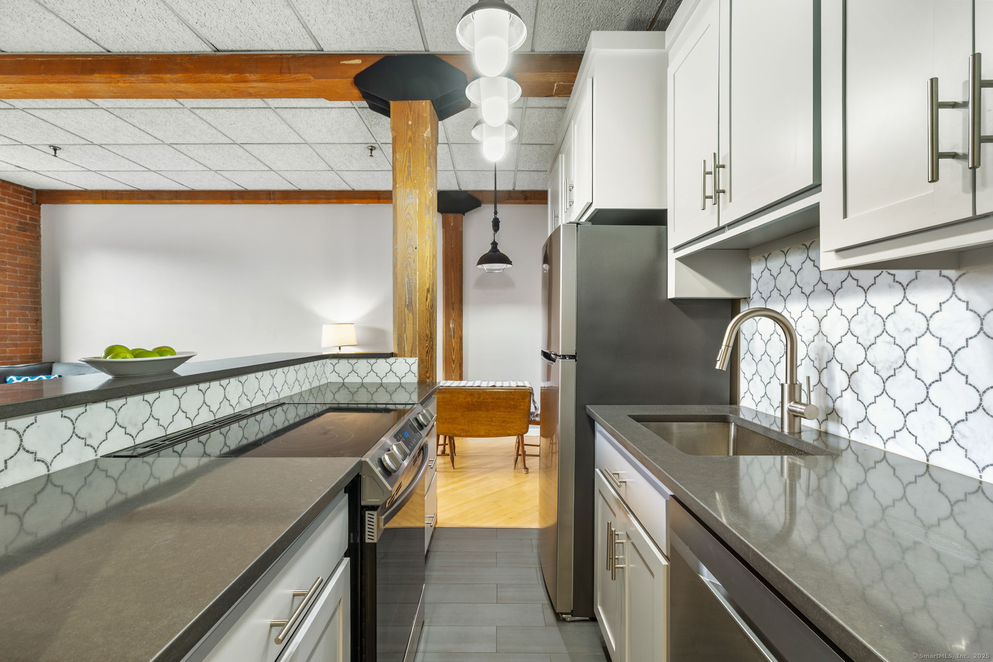 222 Williams Street East APT 322