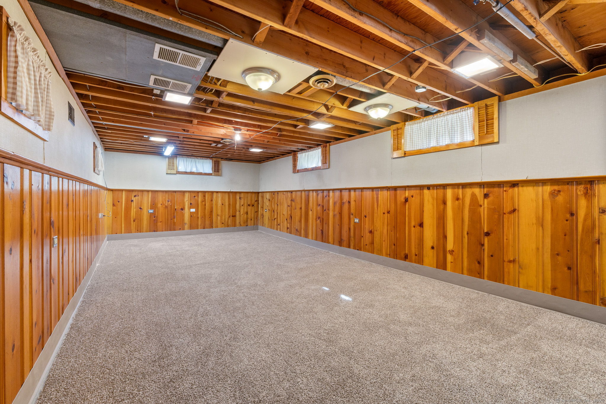 18 Winding Lane