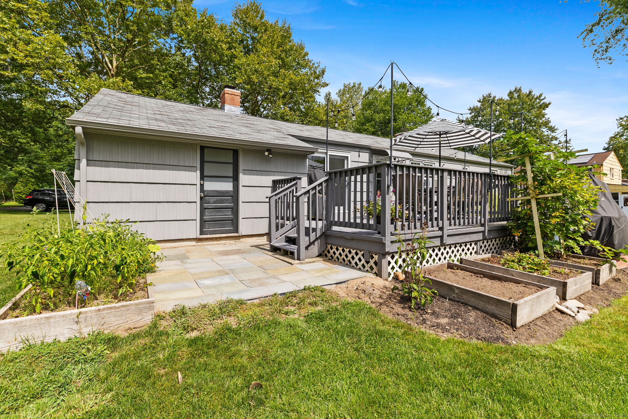 689 Burnham Street