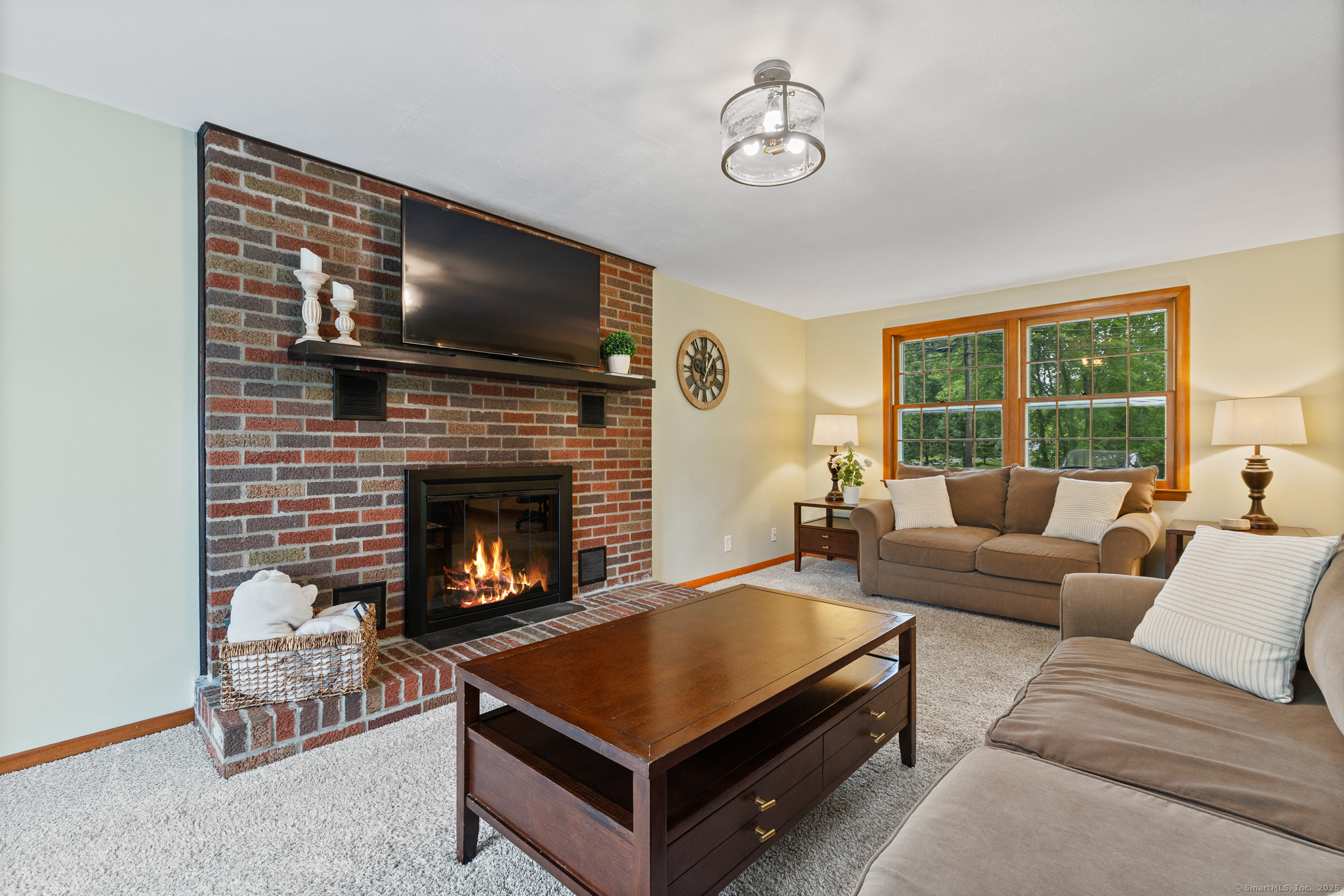 689 Burnham Street