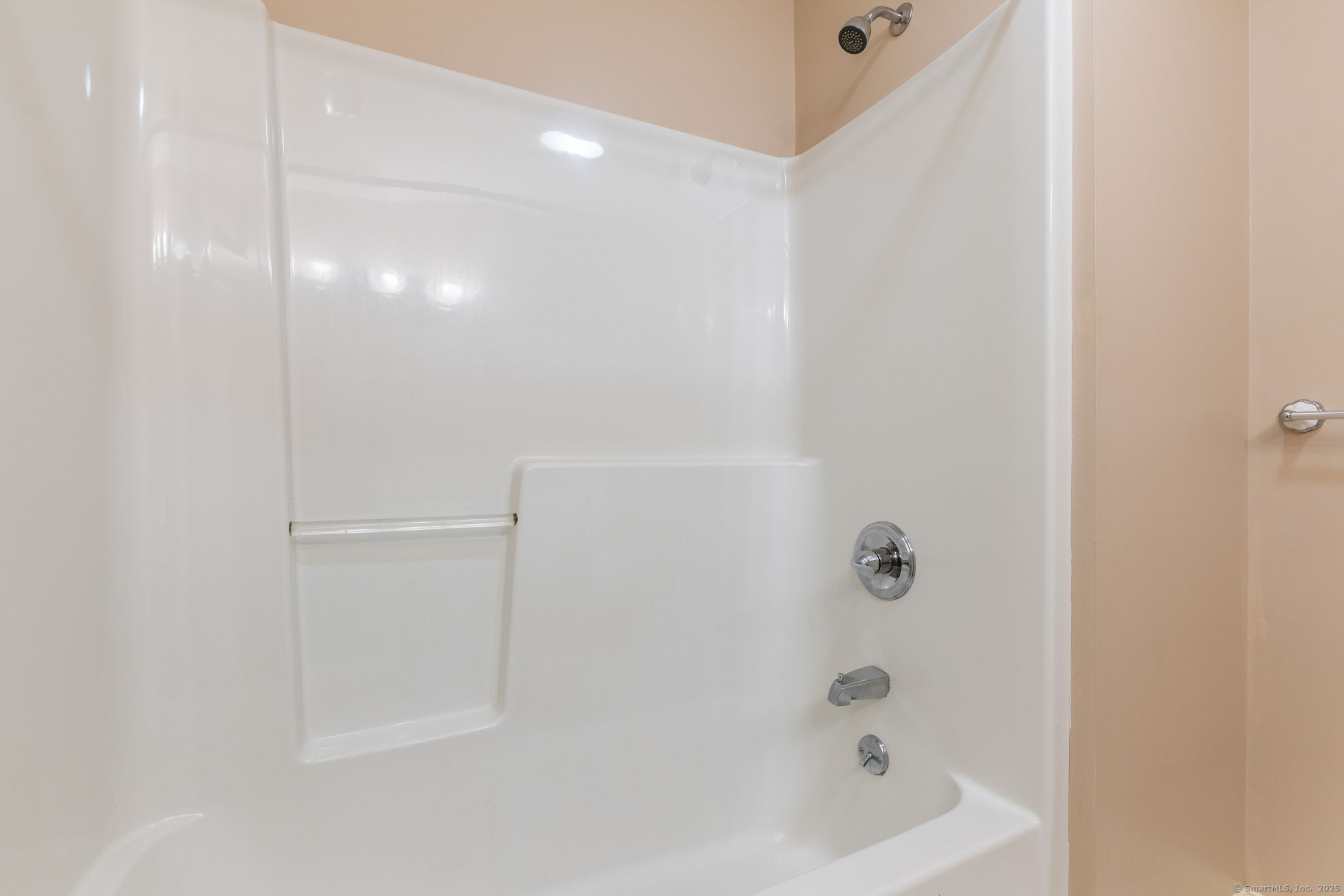 204 Kebalo Lane 204