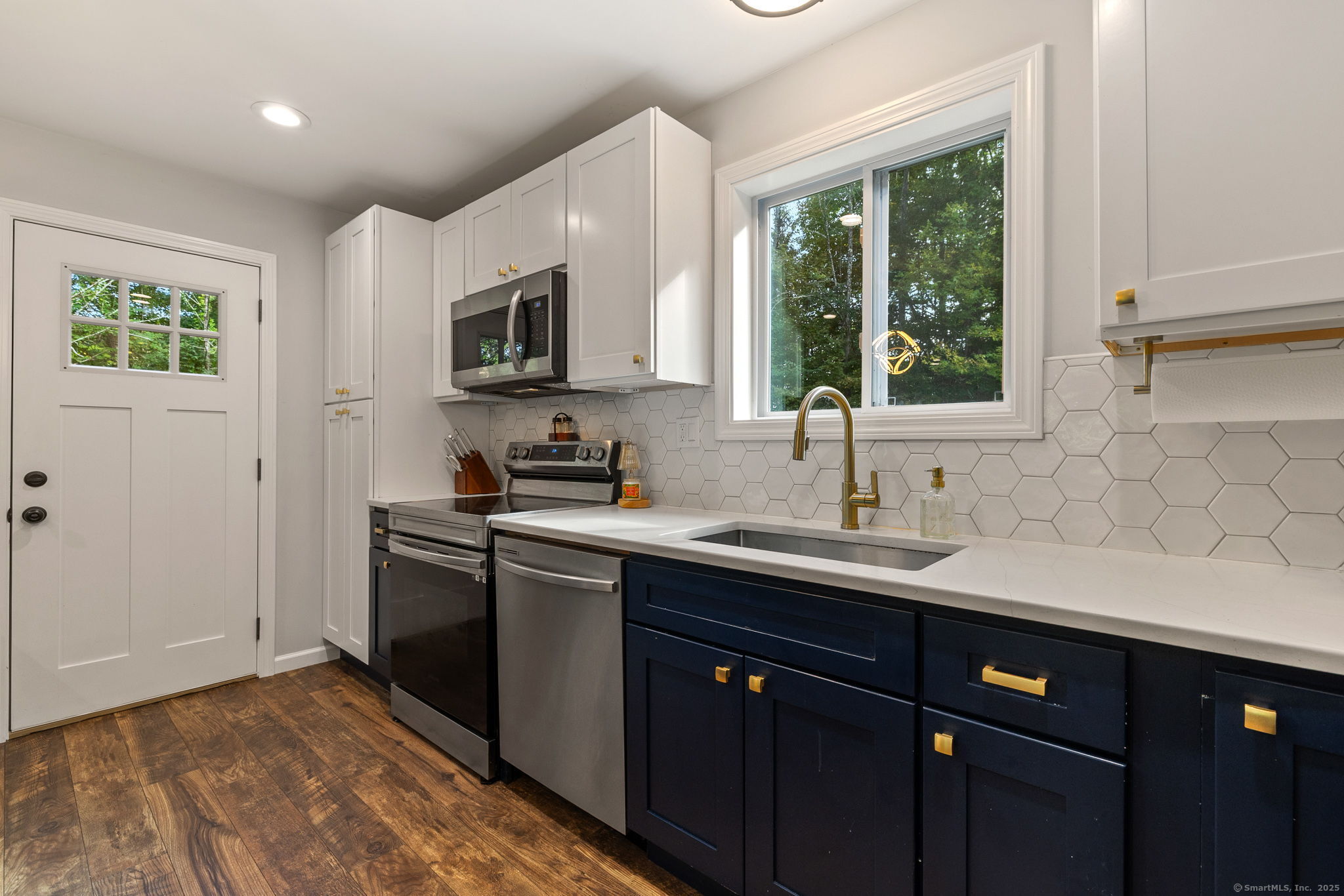 252 Chestnut Hill Road