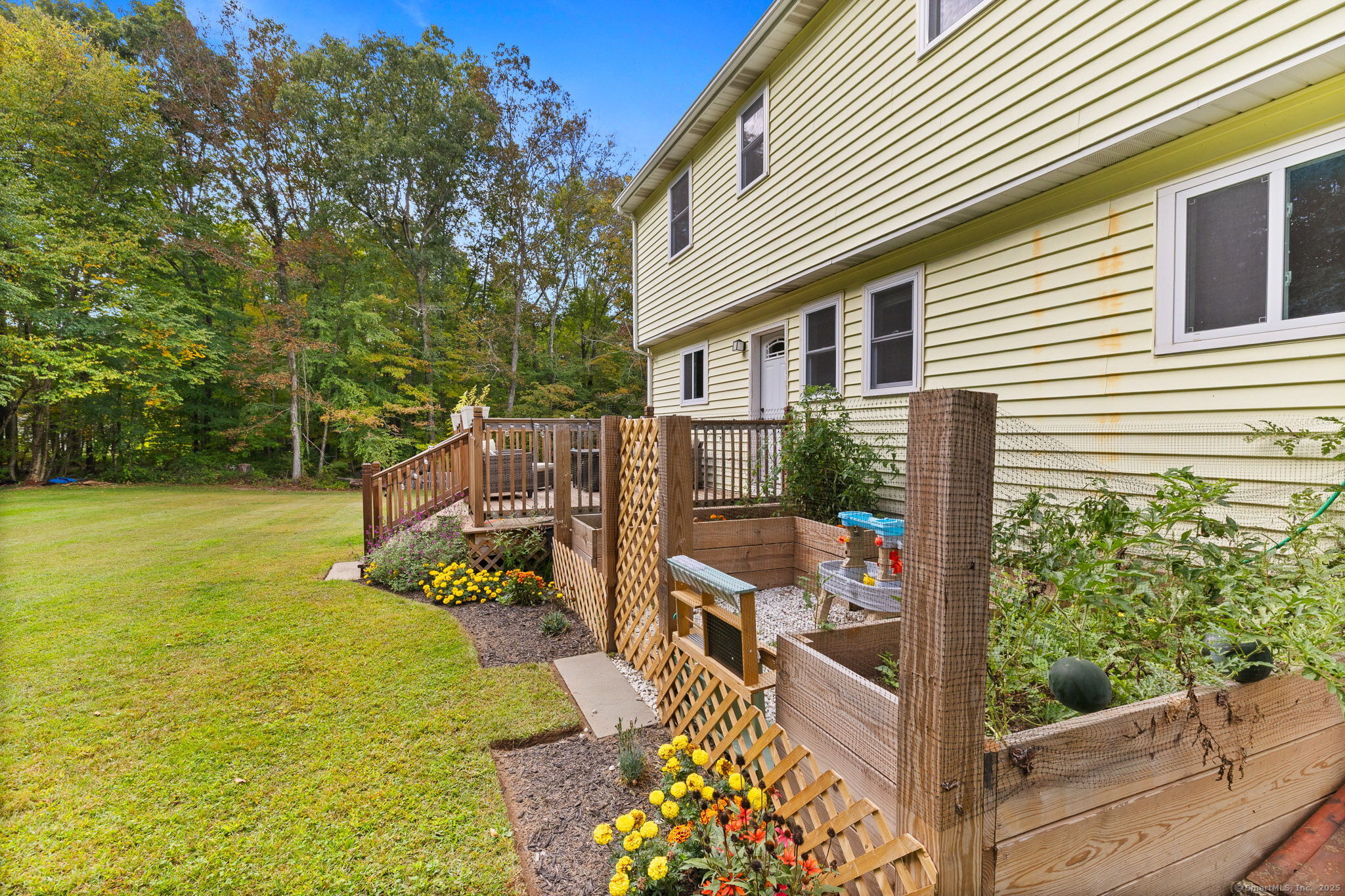 252 Chestnut Hill Road