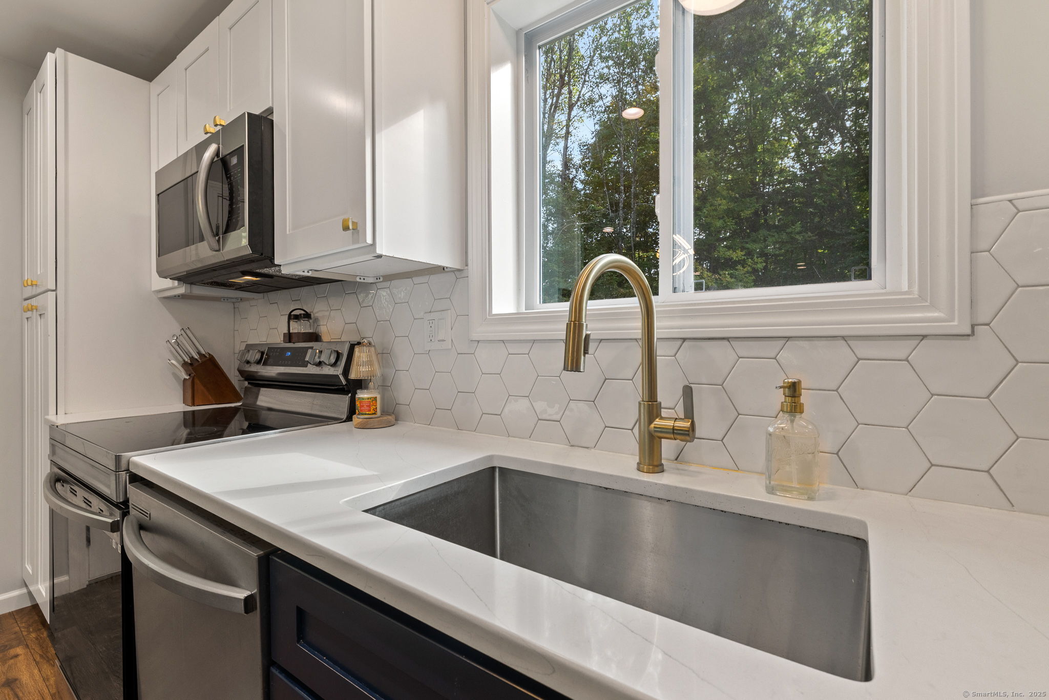 252 Chestnut Hill Road