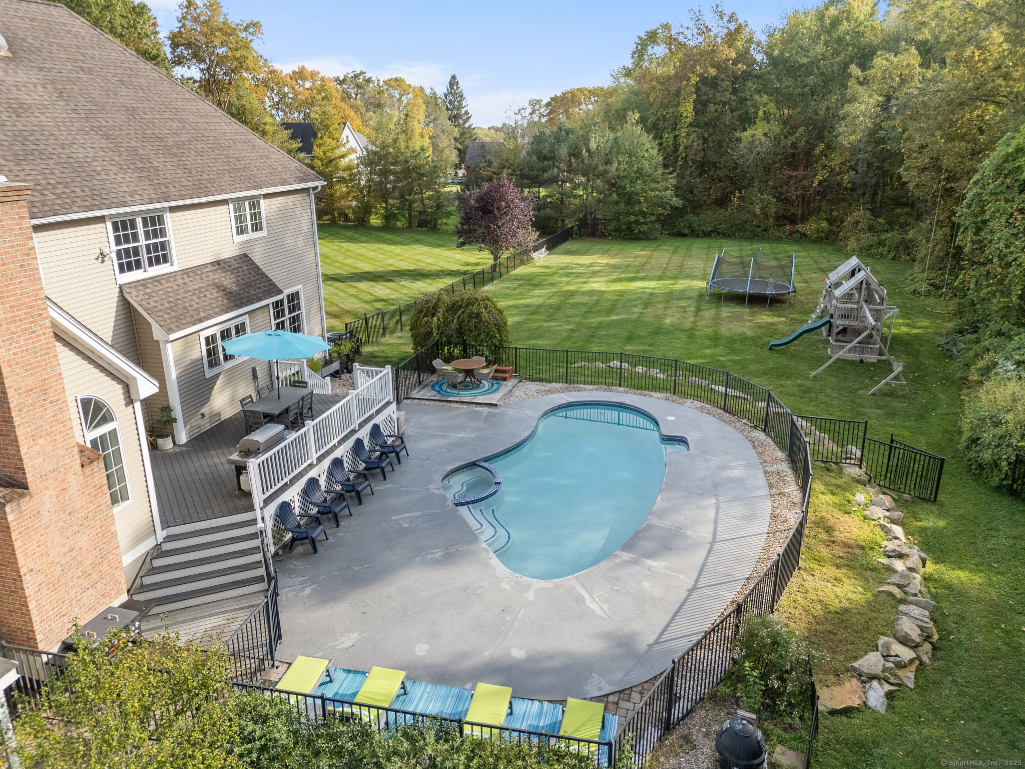30 Tolland Road