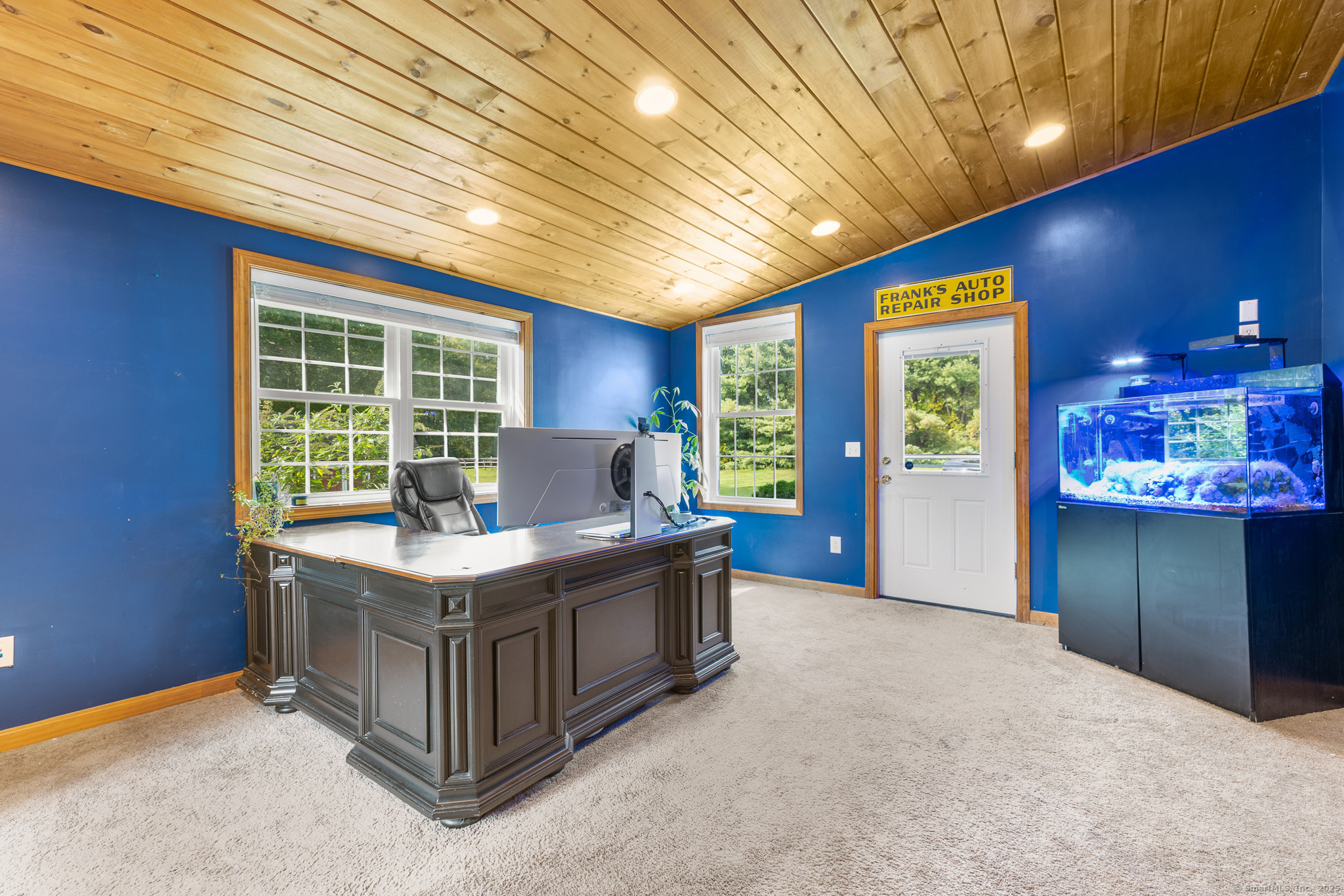 30 Tolland Road