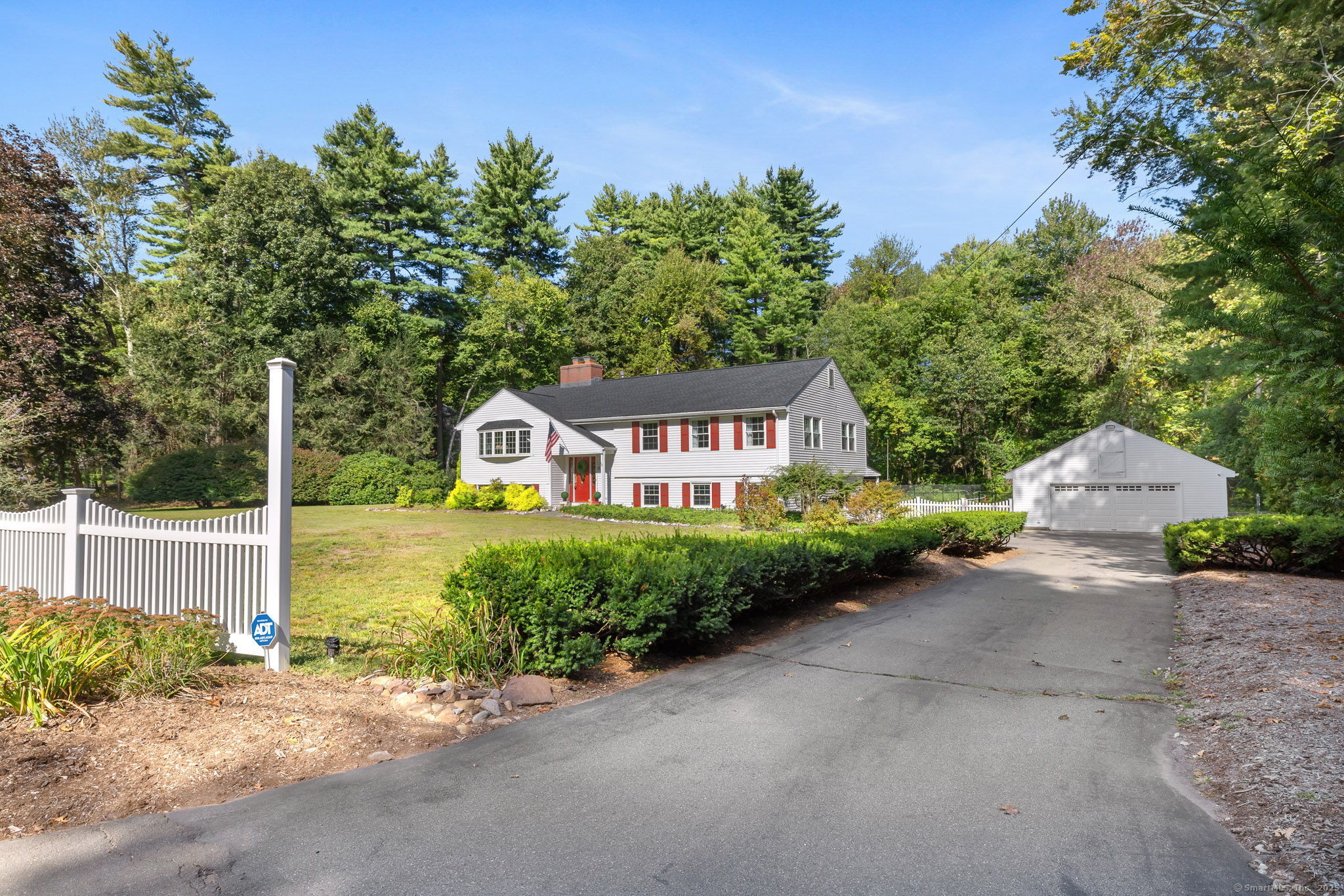 100 Rosewood Road