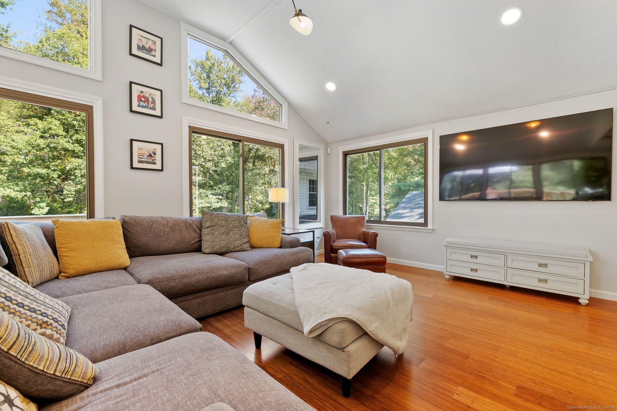 100 Rosewood Road