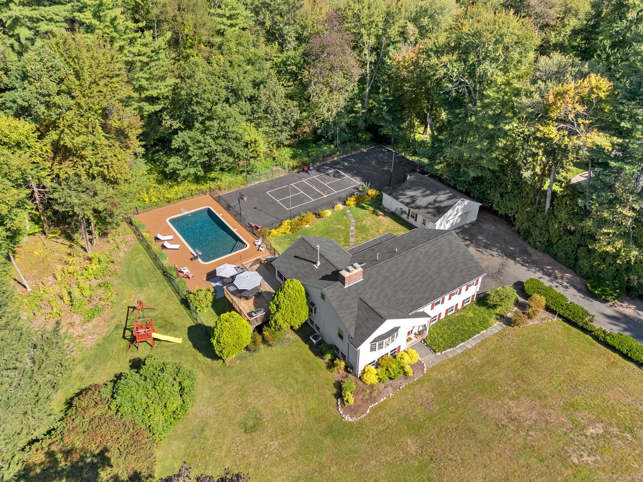100 Rosewood Road