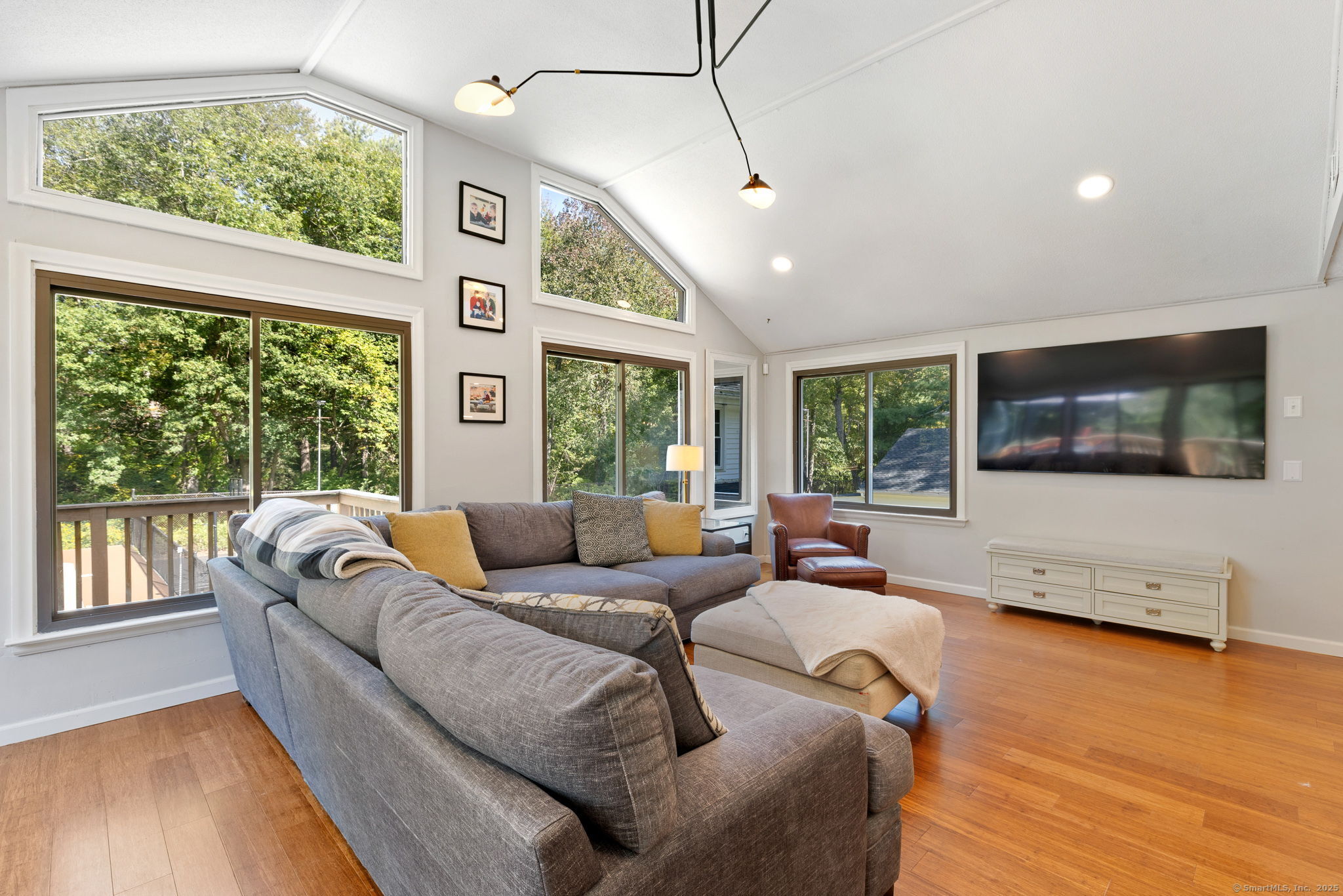 100 Rosewood Road
