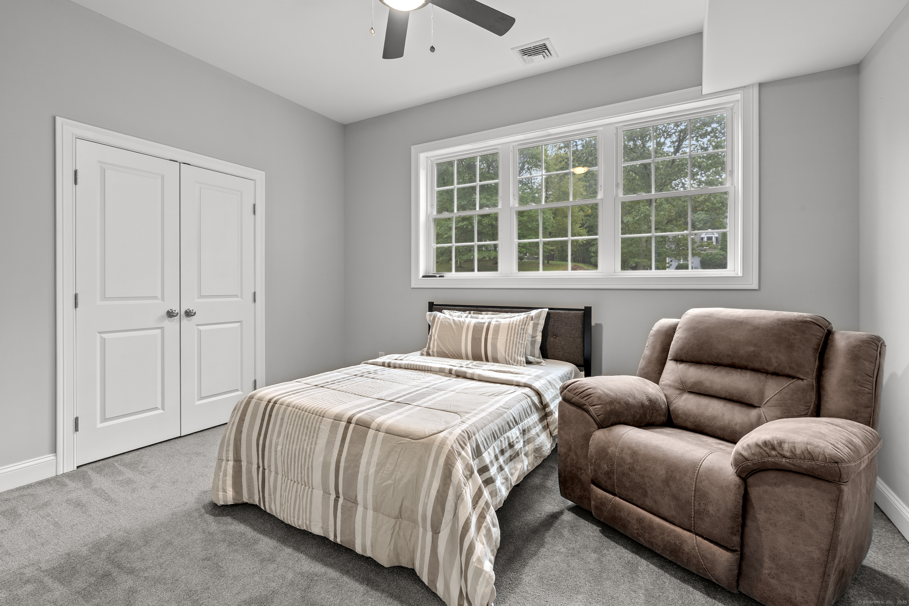 6 Carriage Drive