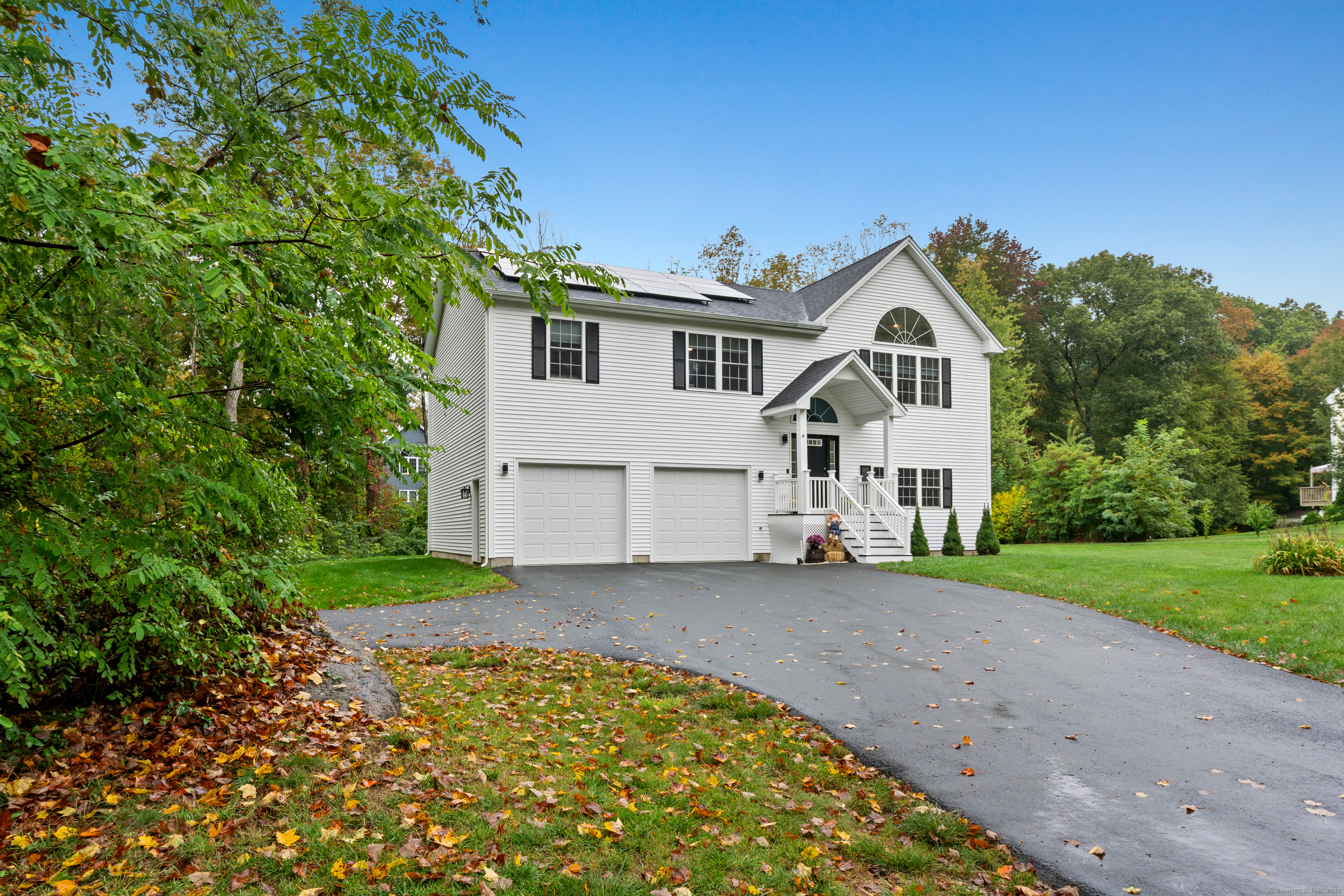 6 Carriage Drive