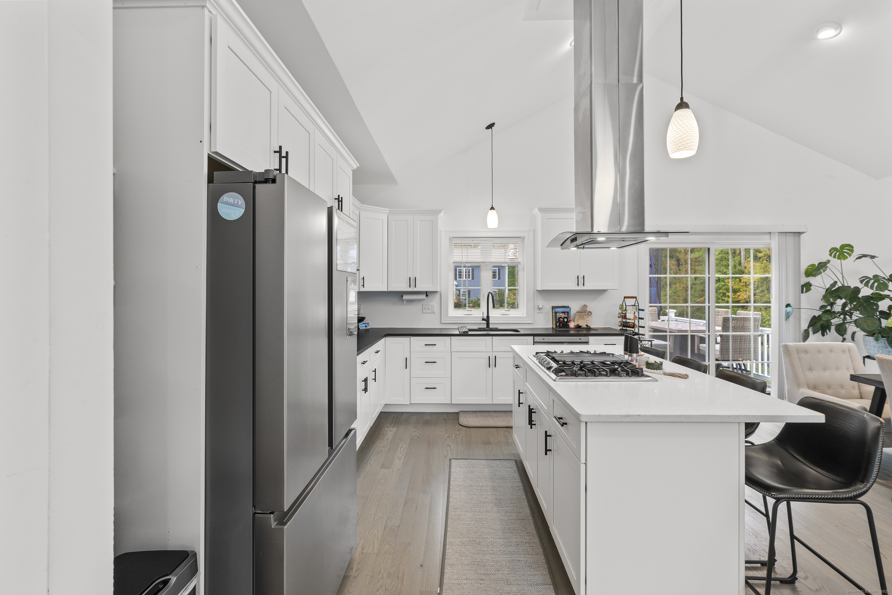 6 Carriage Drive