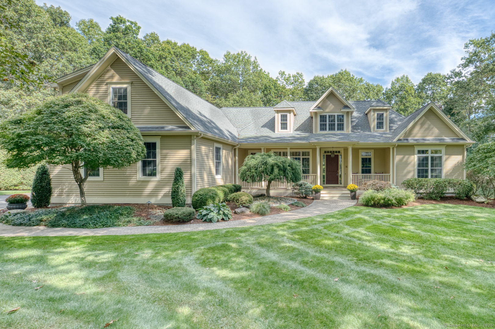 16 Ellridge Place