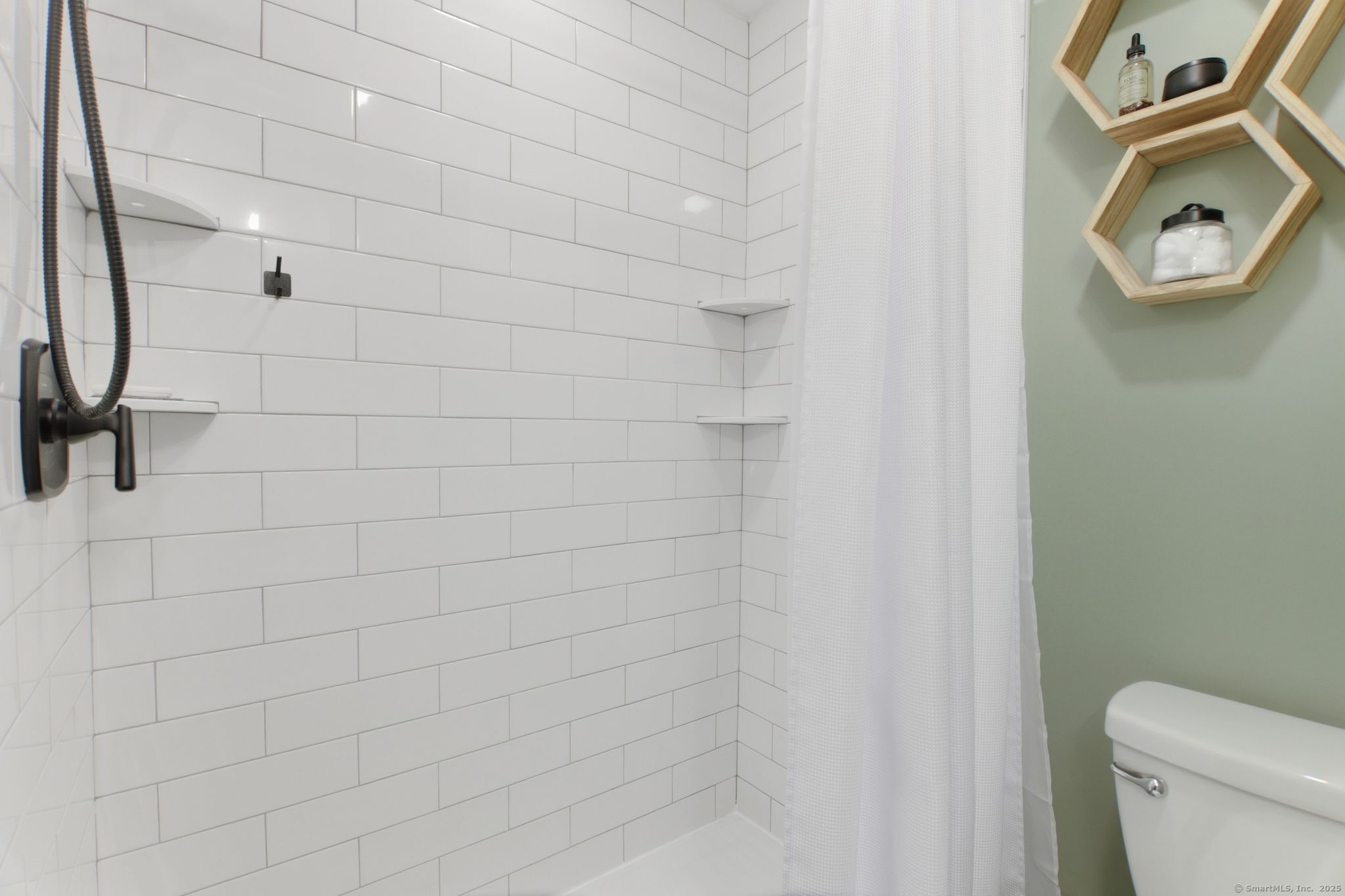 30 Folkstone Road APT E