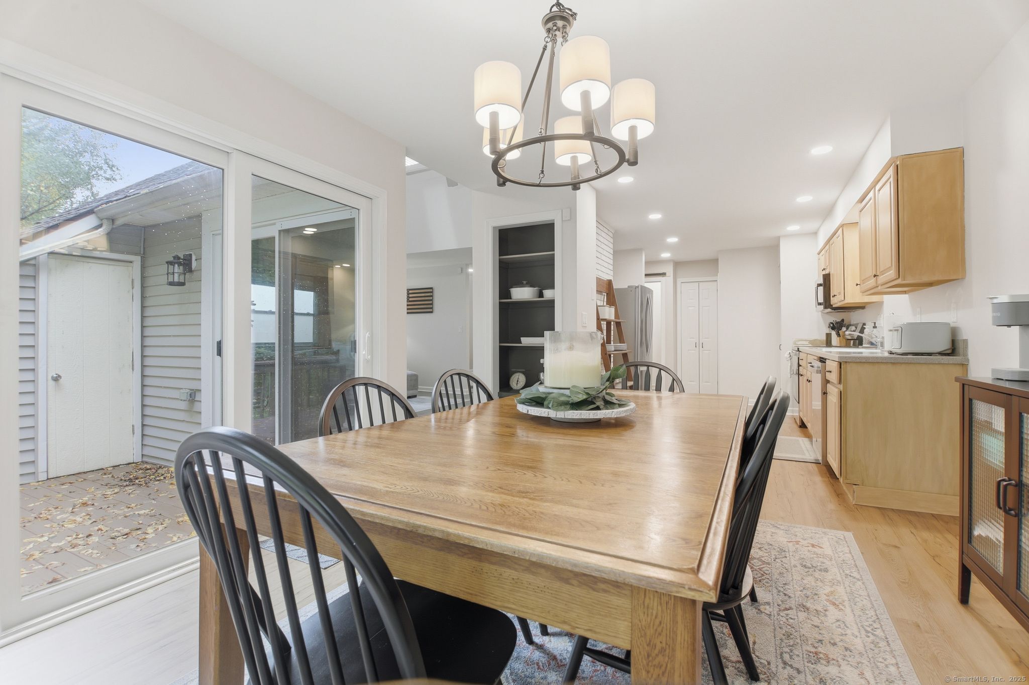 30 Folkstone Road APT E