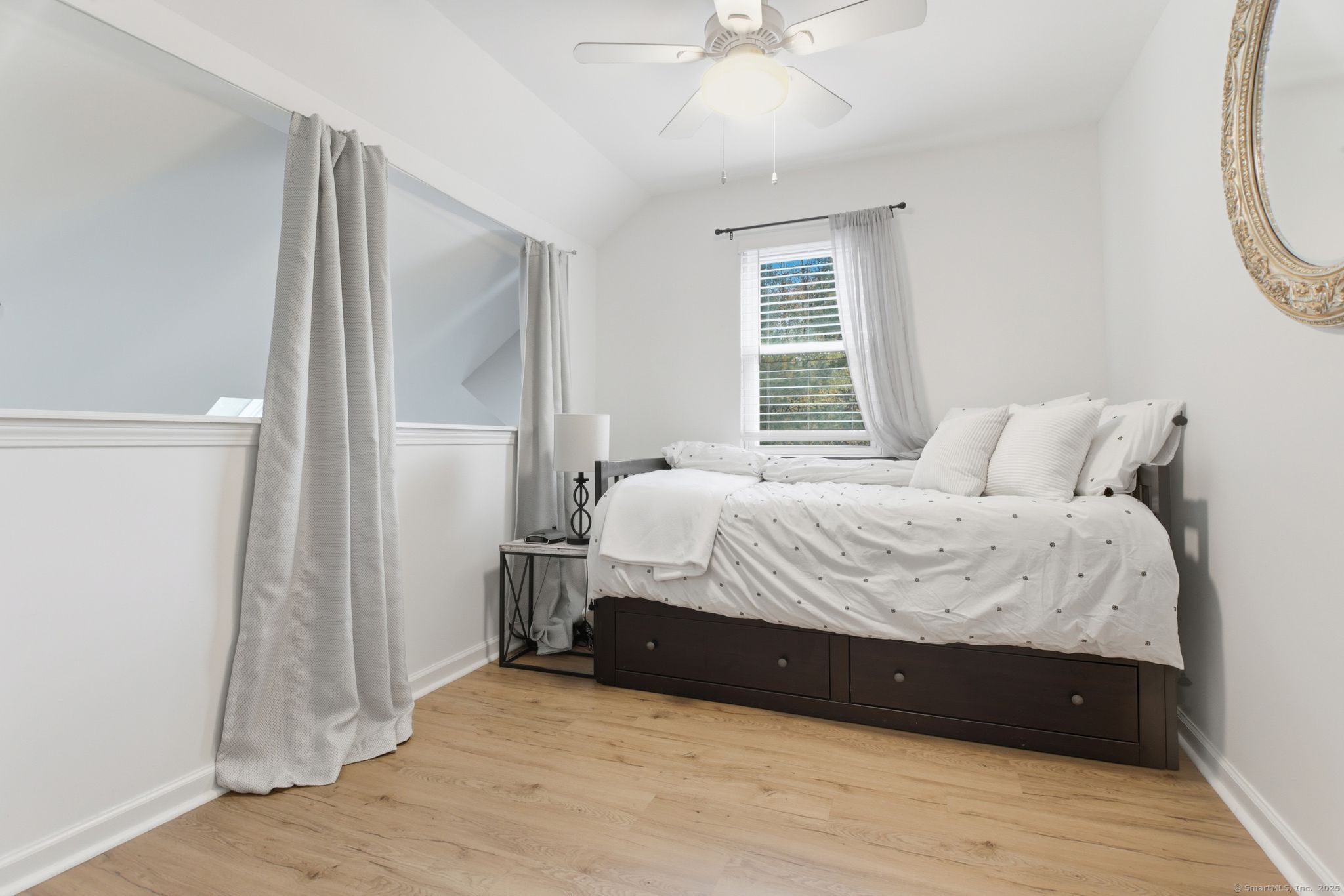 30 Folkstone Road APT E