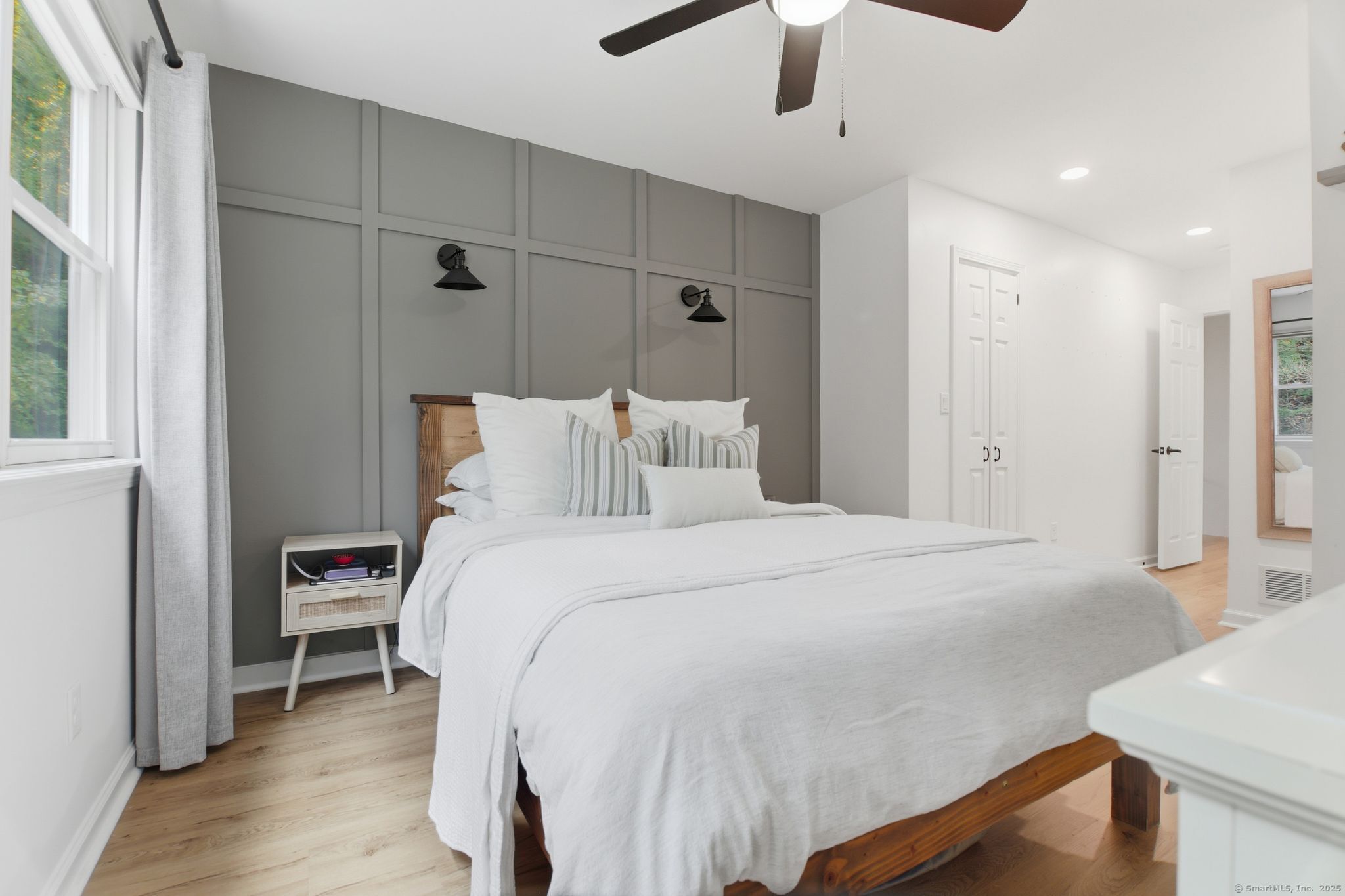 30 Folkstone Road APT E